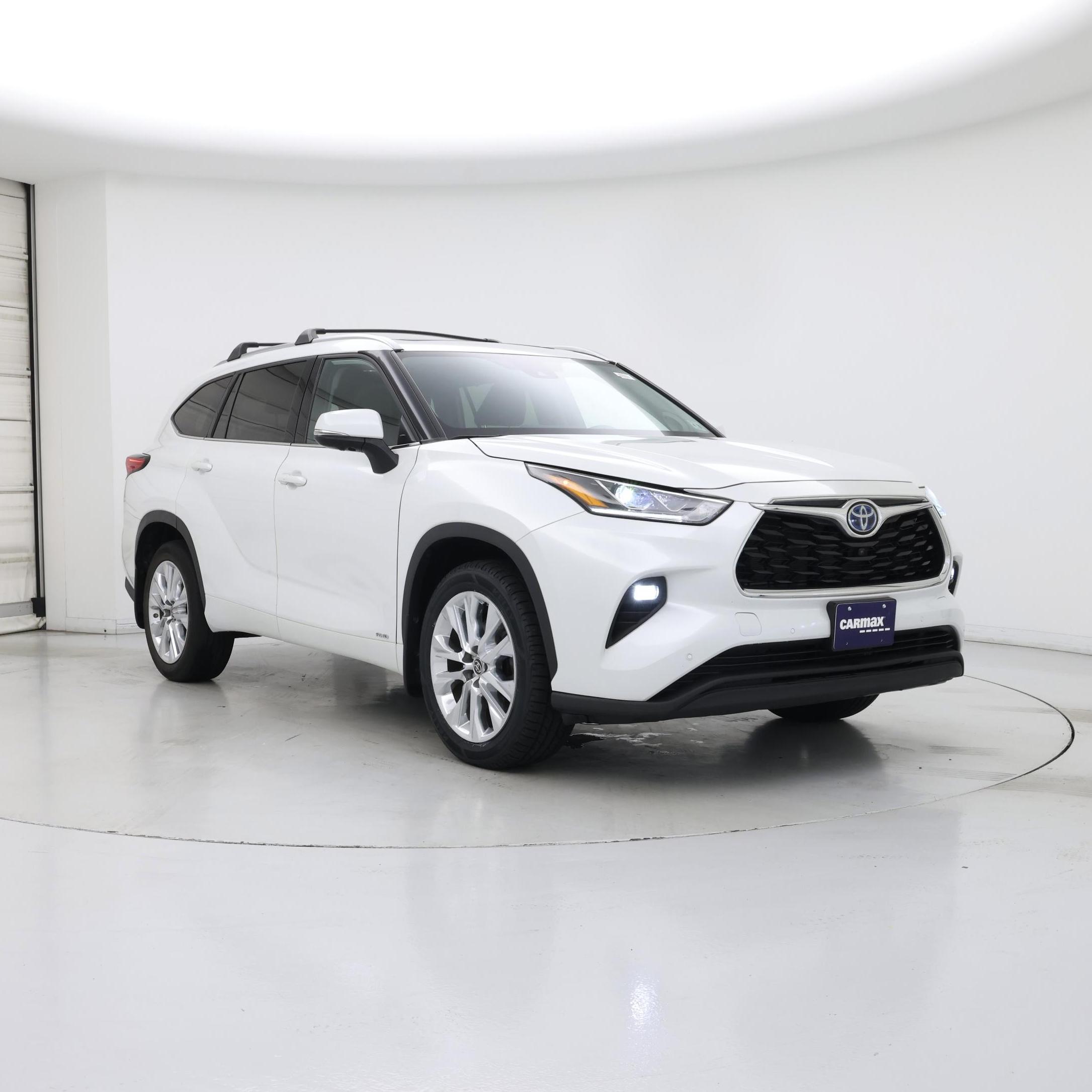 White 2023 Toyota Highlander Hybrid SUV / Crossover All-Wheel Drive Automatic