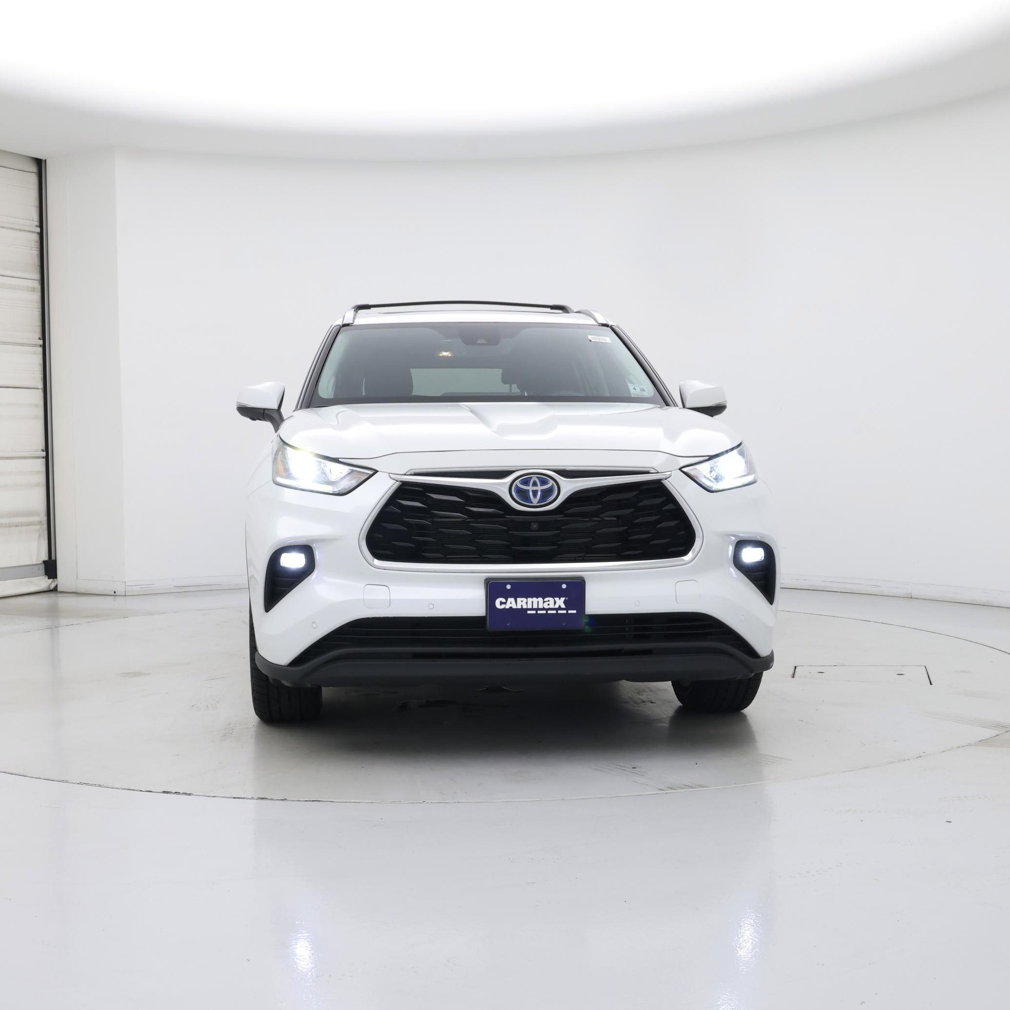 Thumbnail: 2023 Toyota Highlander - 5