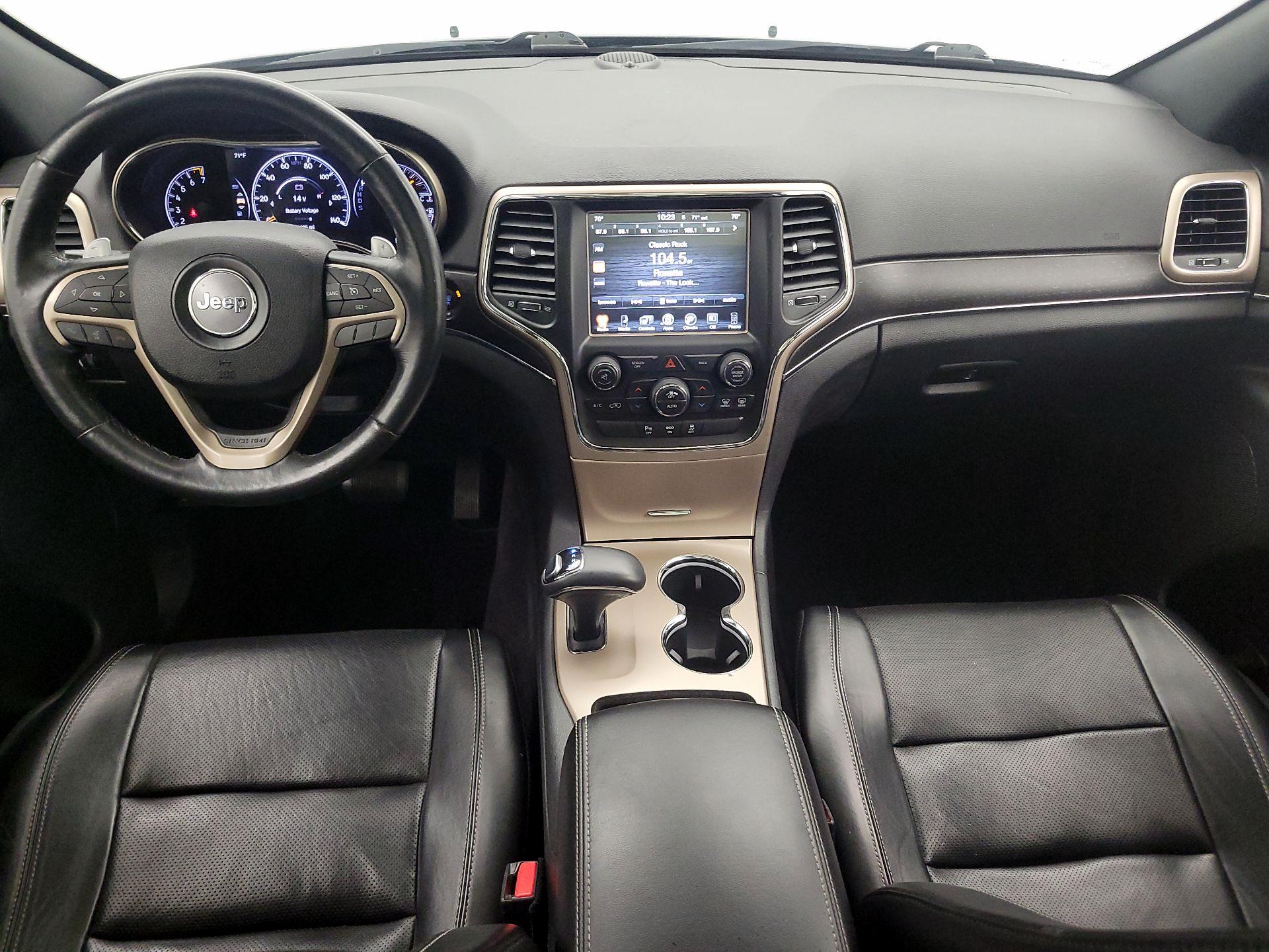 Thumbnail: 2015 Jeep Grand Cherokee - 9