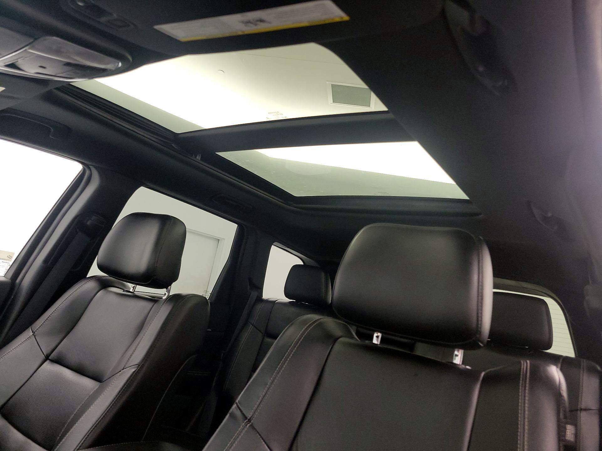 Thumbnail: 2015 Jeep Grand Cherokee - 19