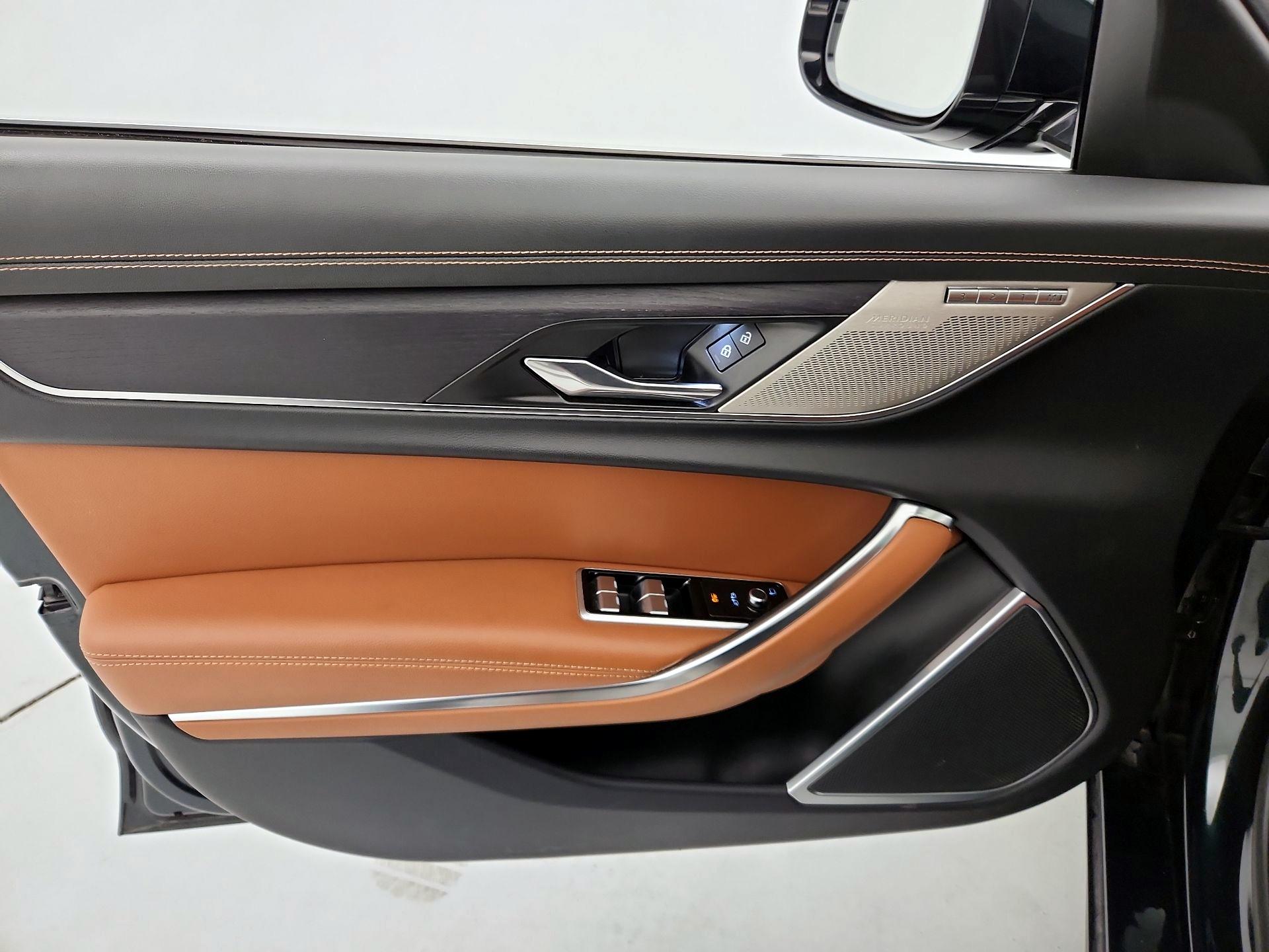 Thumbnail: 2021 Jaguar XF - 12