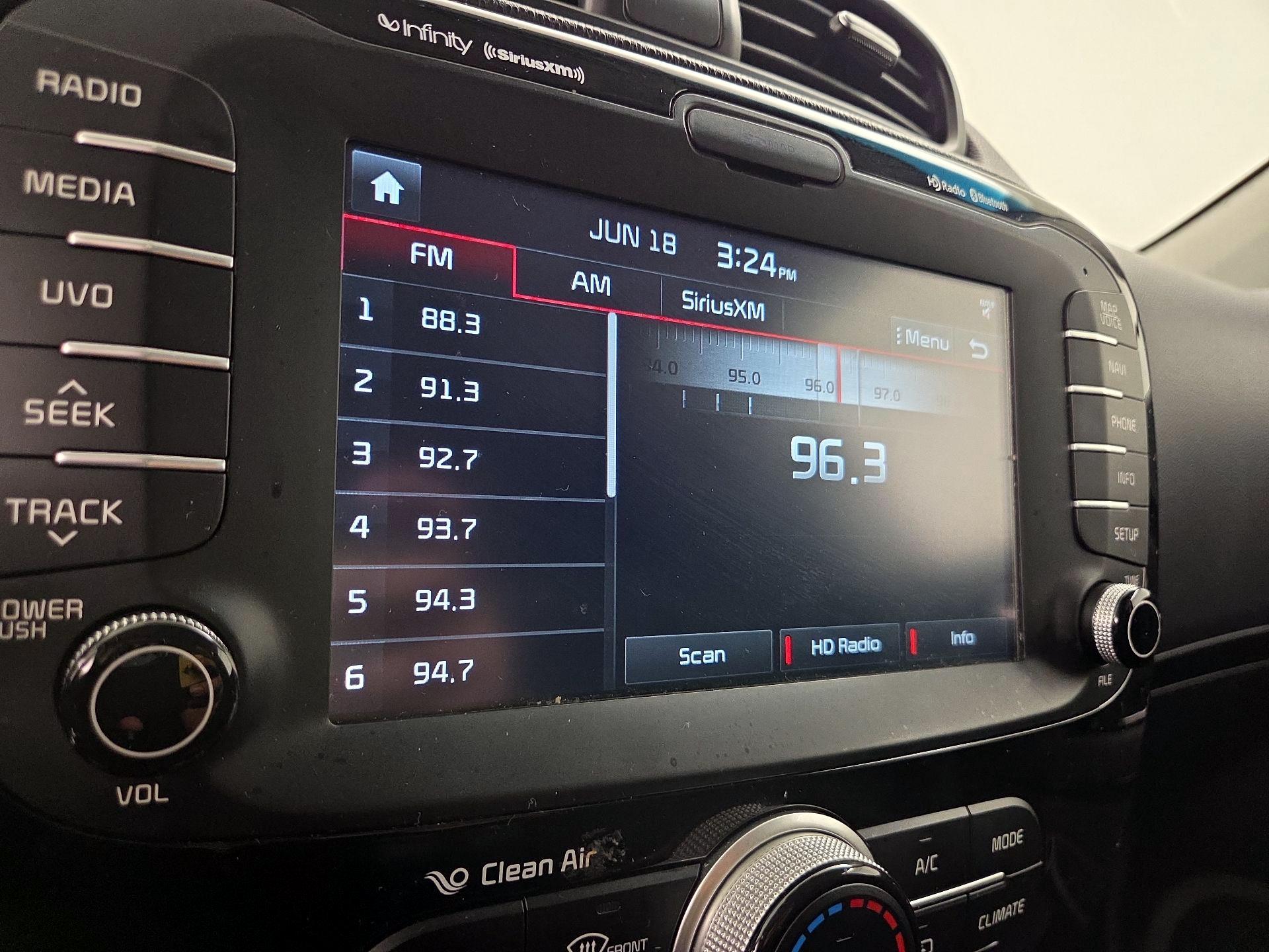 Thumbnail: 2014 Kia Soul - 16