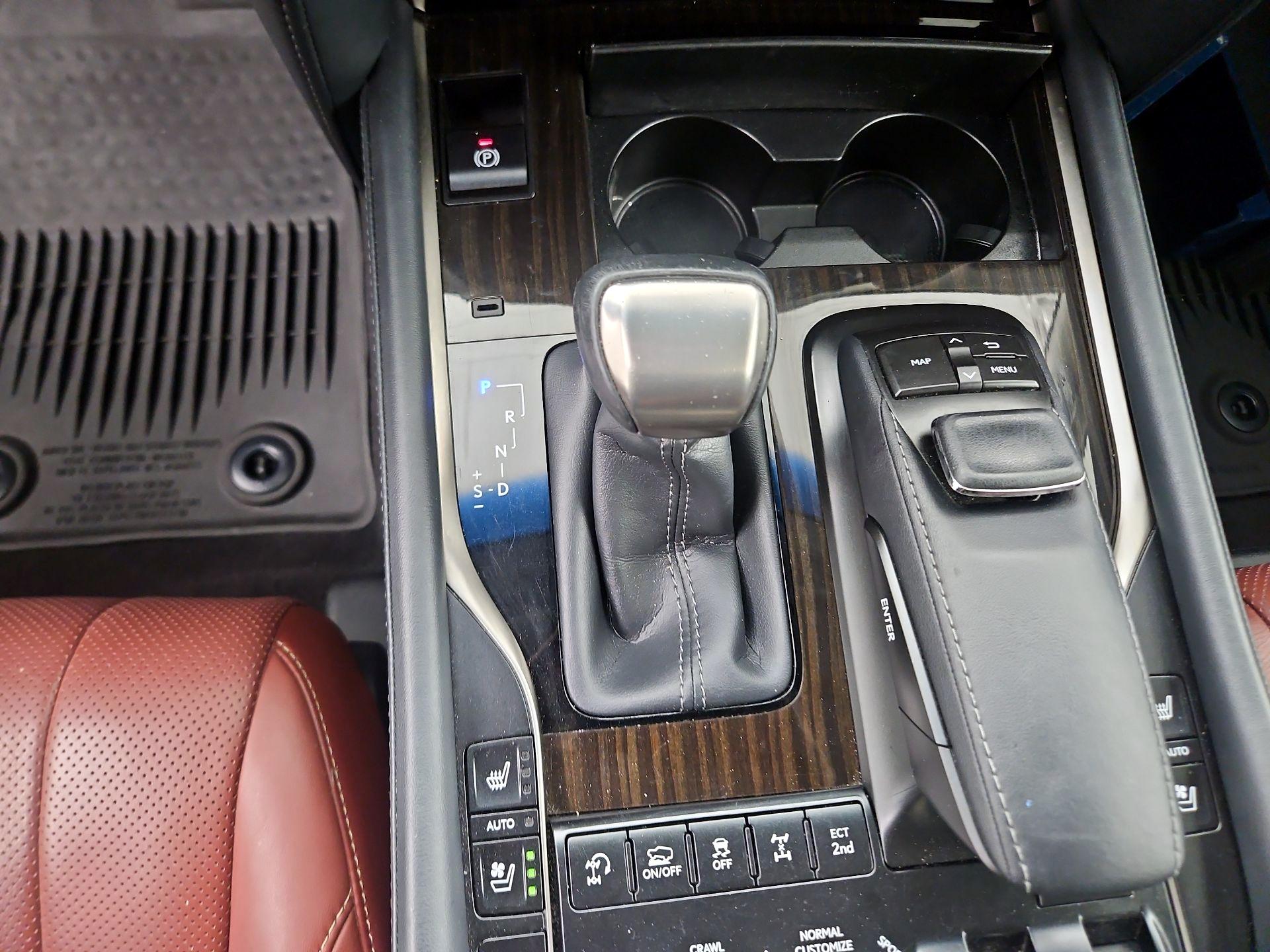 Thumbnail: 2021 Lexus LX - 15