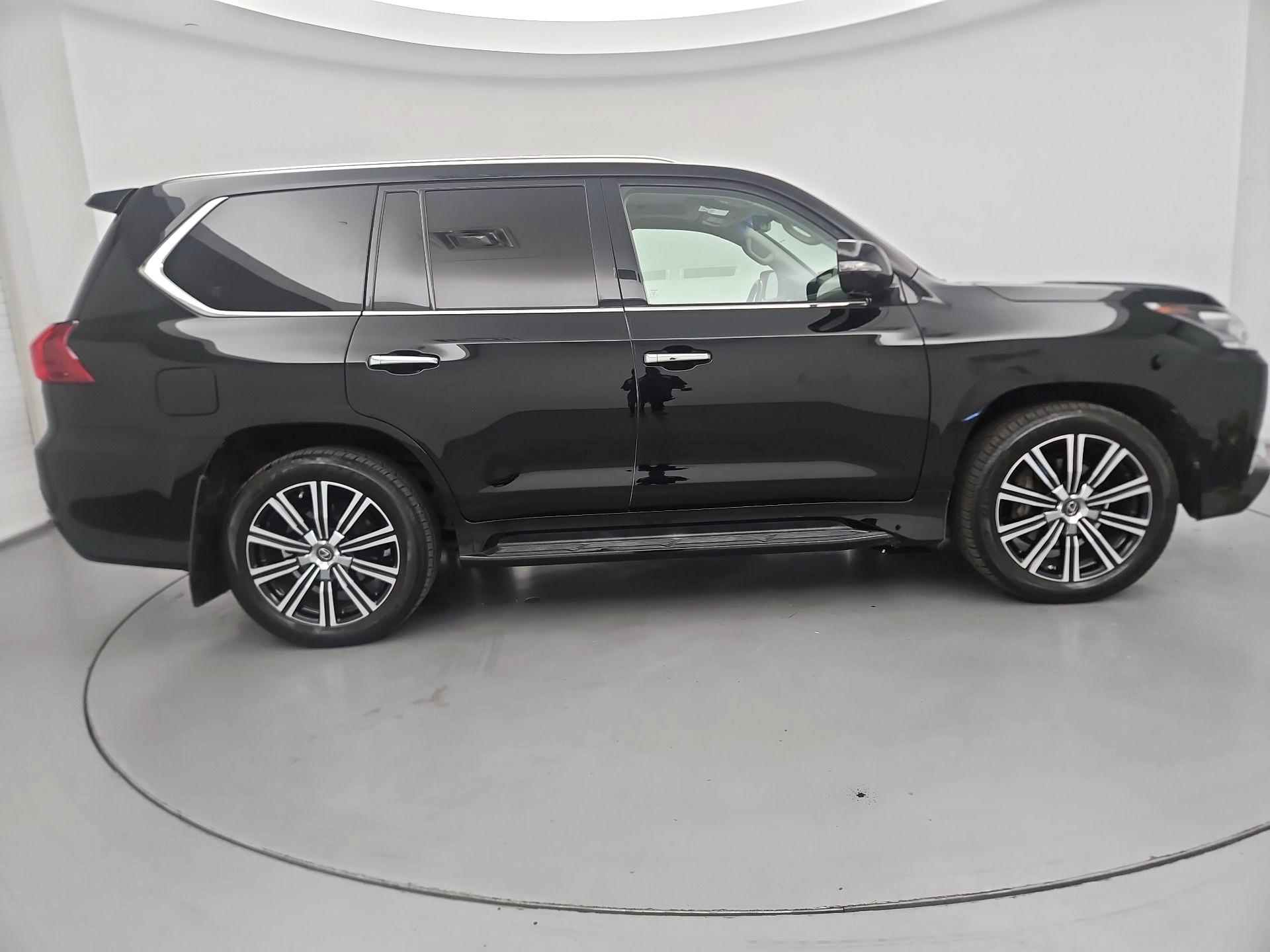 Thumbnail: 2021 Lexus LX - 4