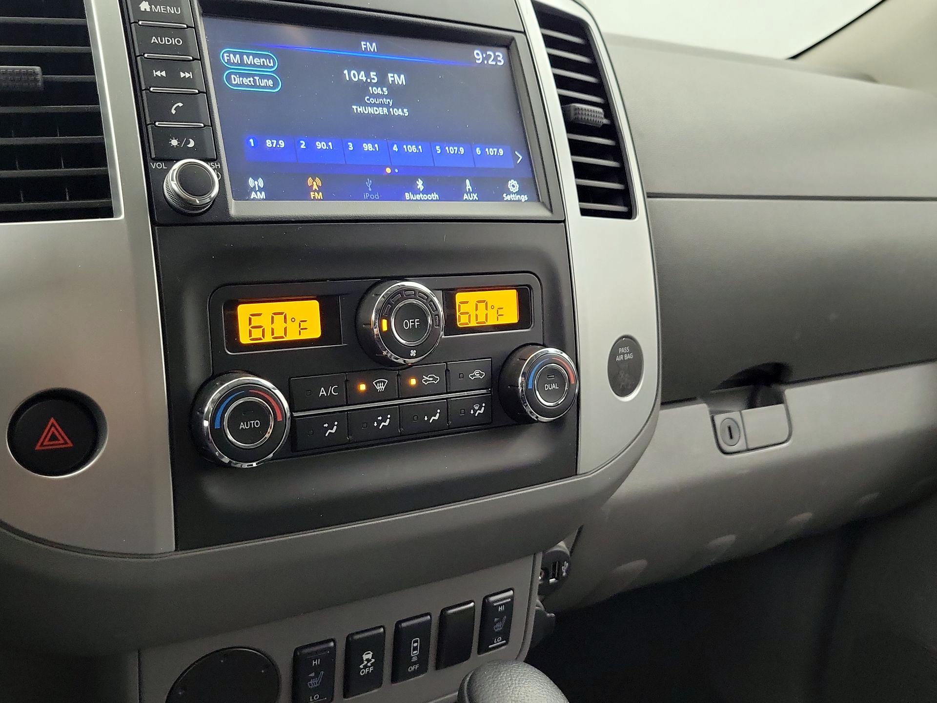Thumbnail: 2021 Nissan Frontier - 16