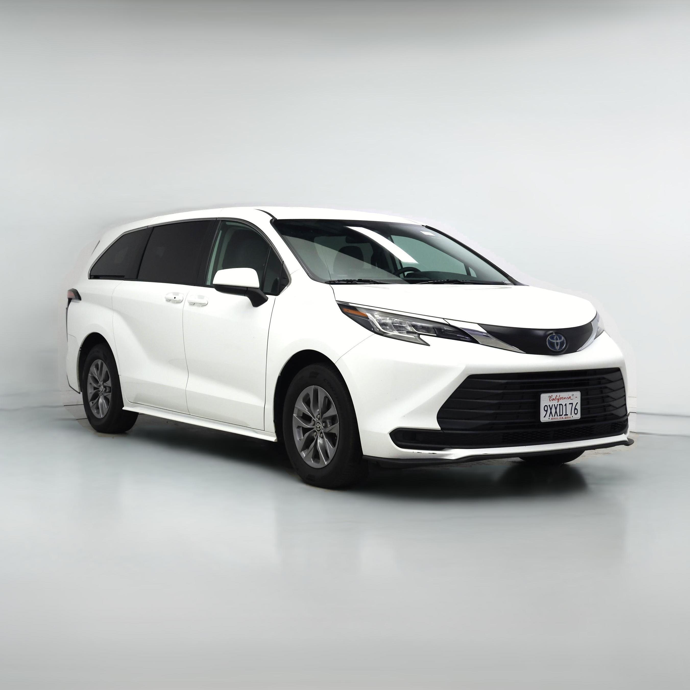 Thumbnail: 2023 Toyota Sienna - 1