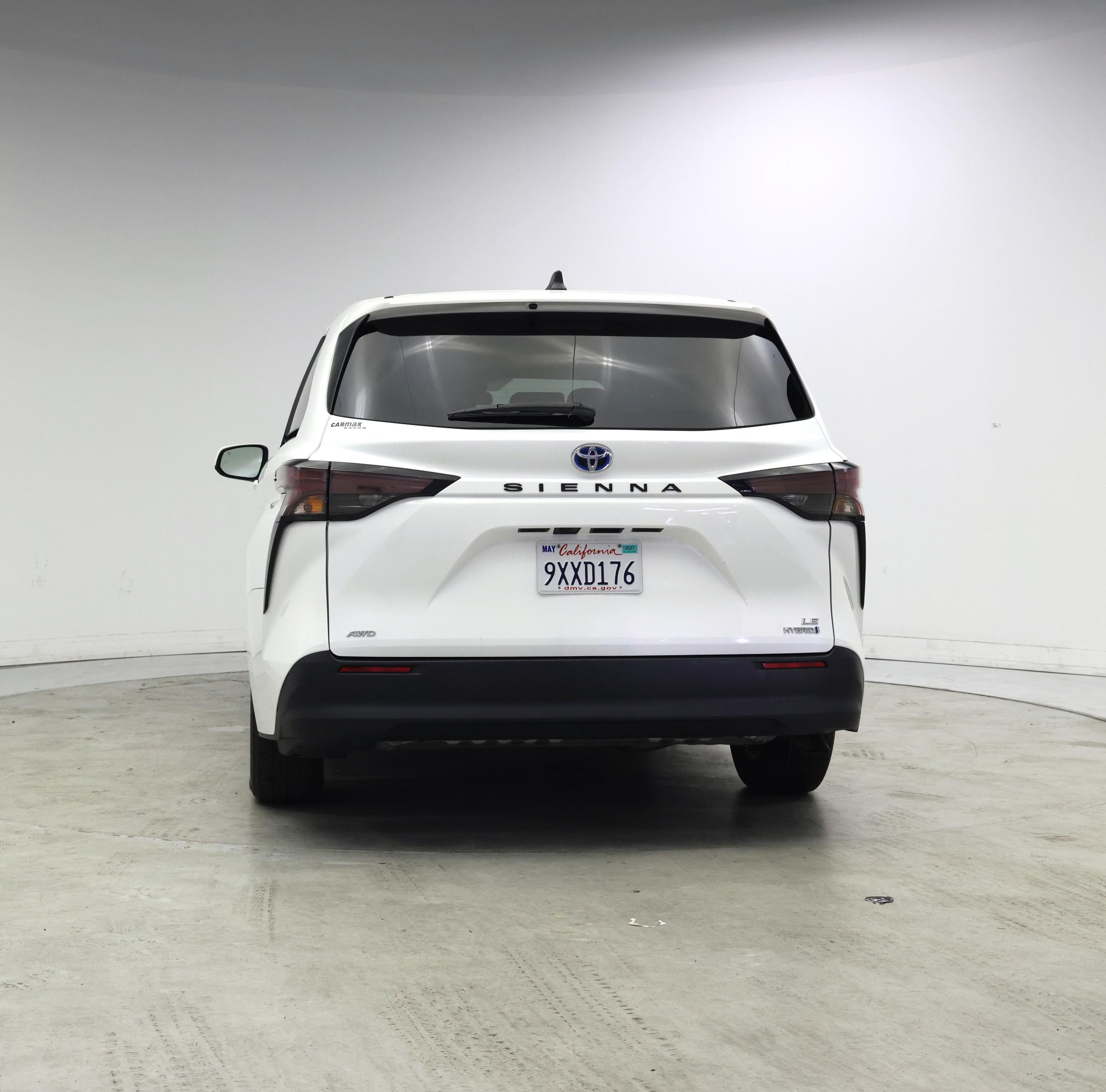 Thumbnail: 2023 Toyota Sienna - 6