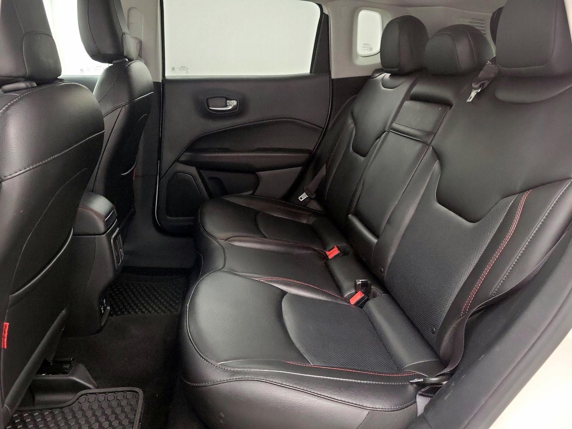 Thumbnail: 2019 Jeep Compass - 20