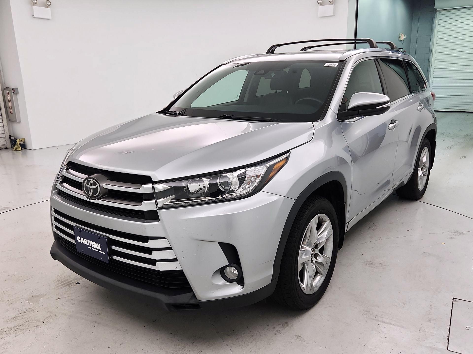 Thumbnail: 2017 Toyota Highlander - 3