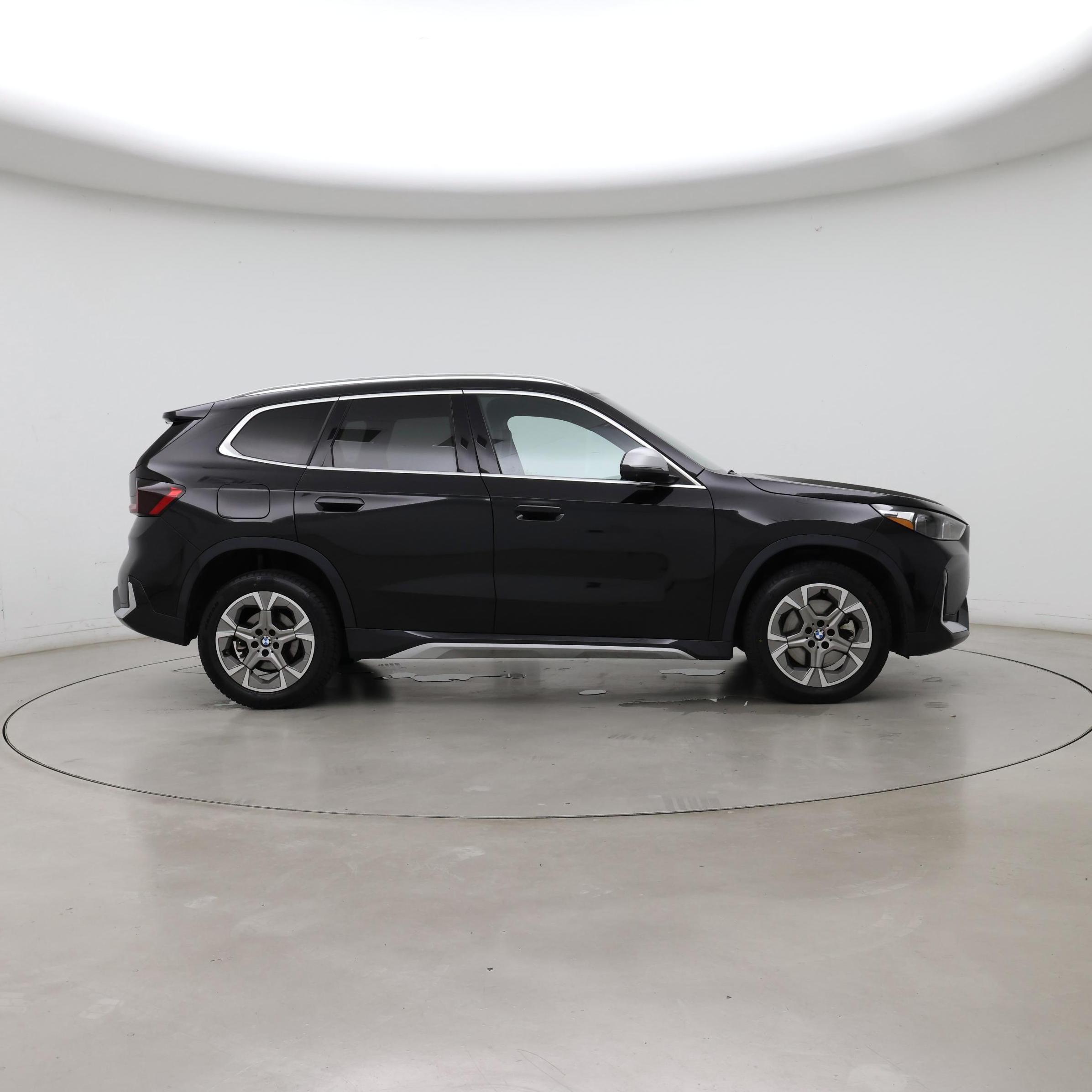 Thumbnail: 2023 BMW X1 - 7
