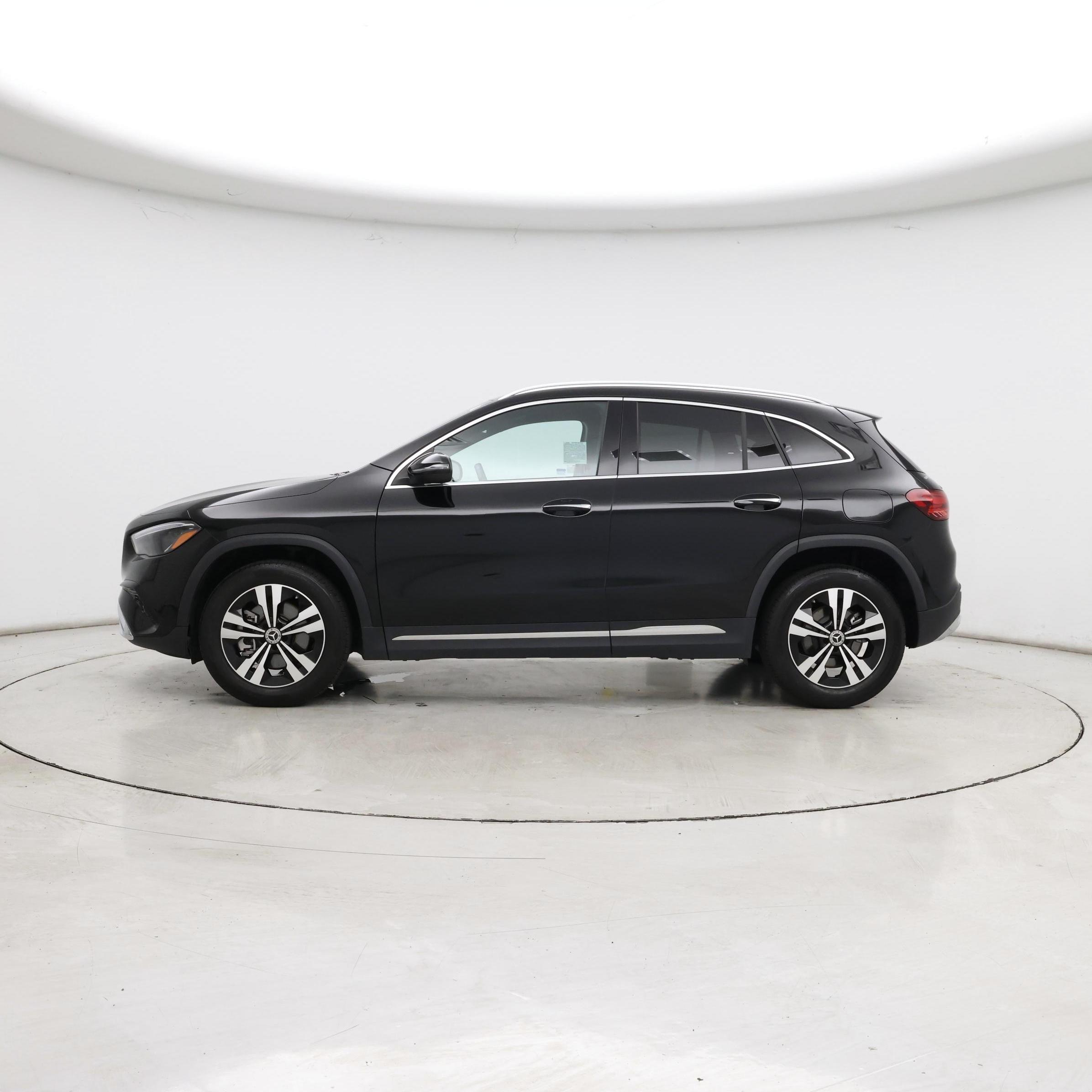 Thumbnail: 2025 Mercedes-Benz GLA - 3