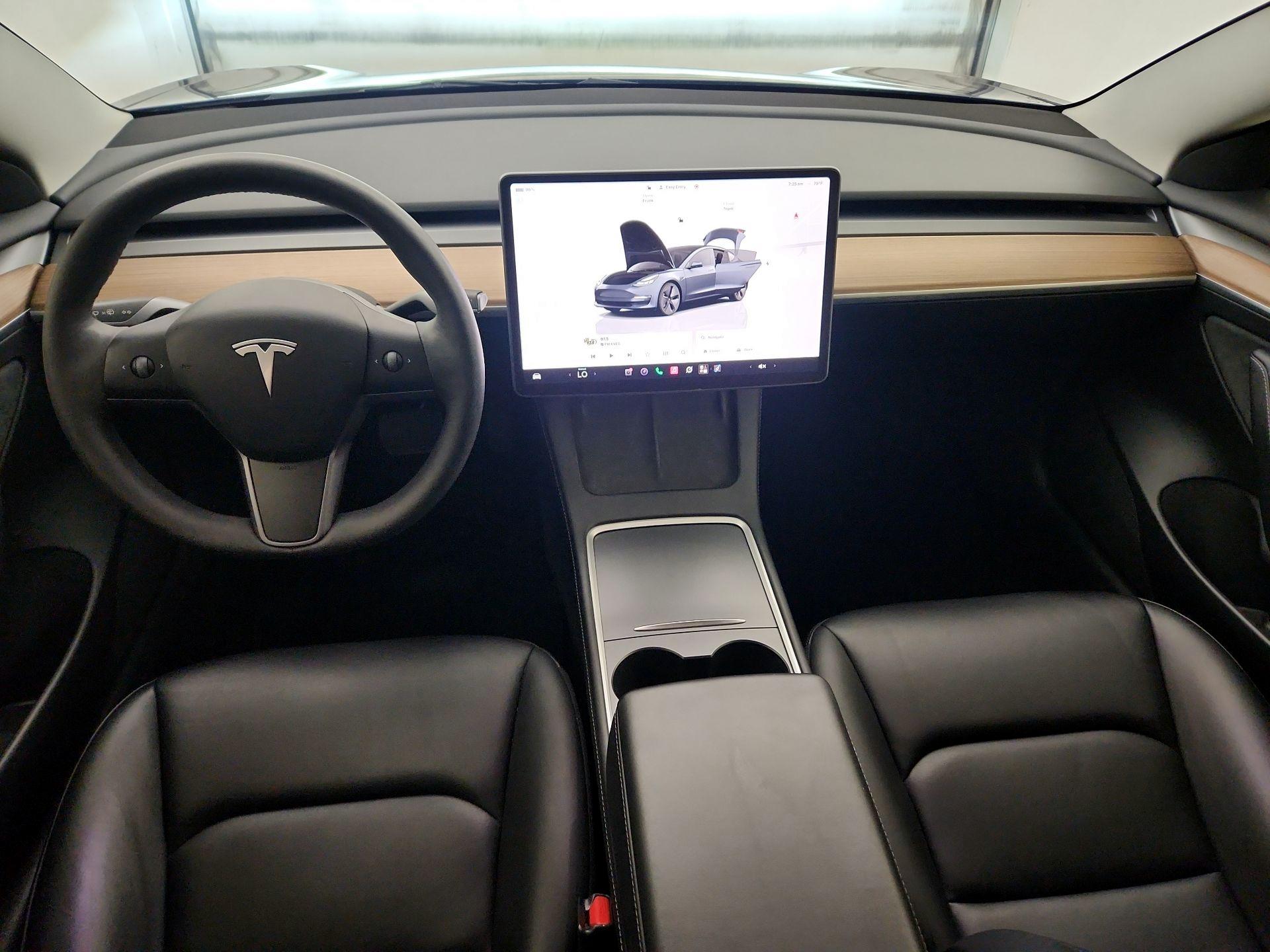 Thumbnail: 2023 Tesla Model 3 - 9