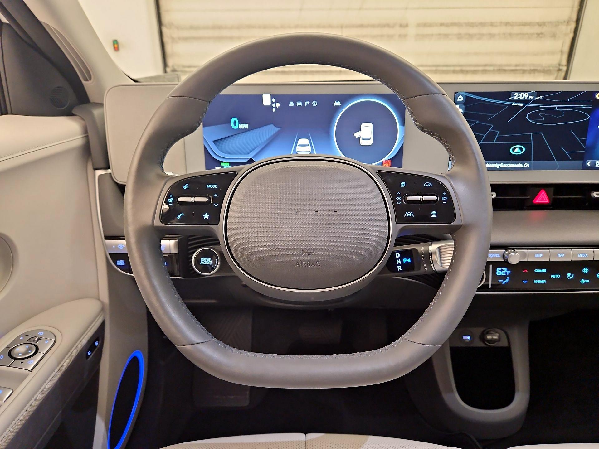Thumbnail: 2023 Hyundai Ioniq 5 - 10