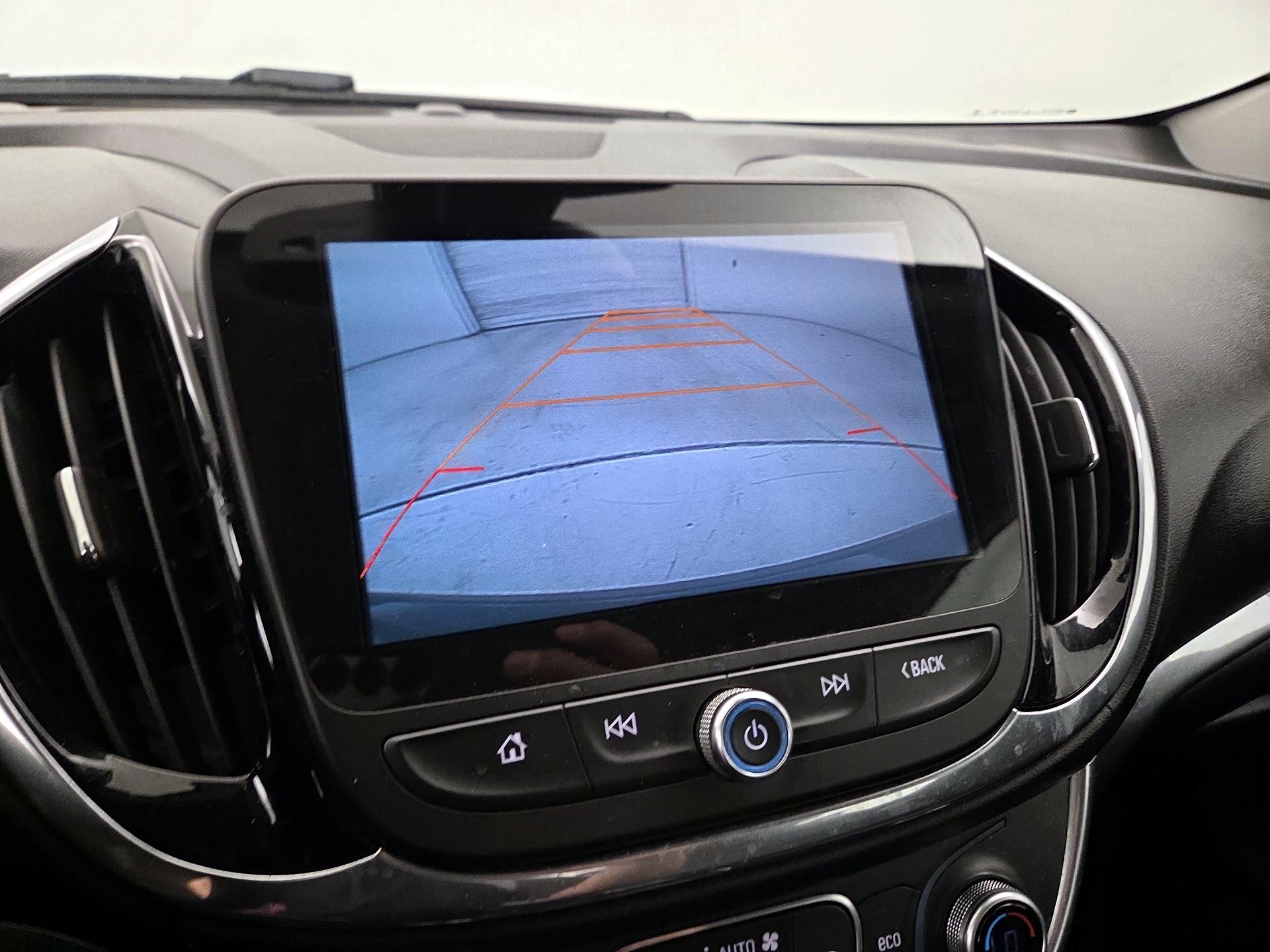 Thumbnail: 2017 Chevrolet Volt - 14
