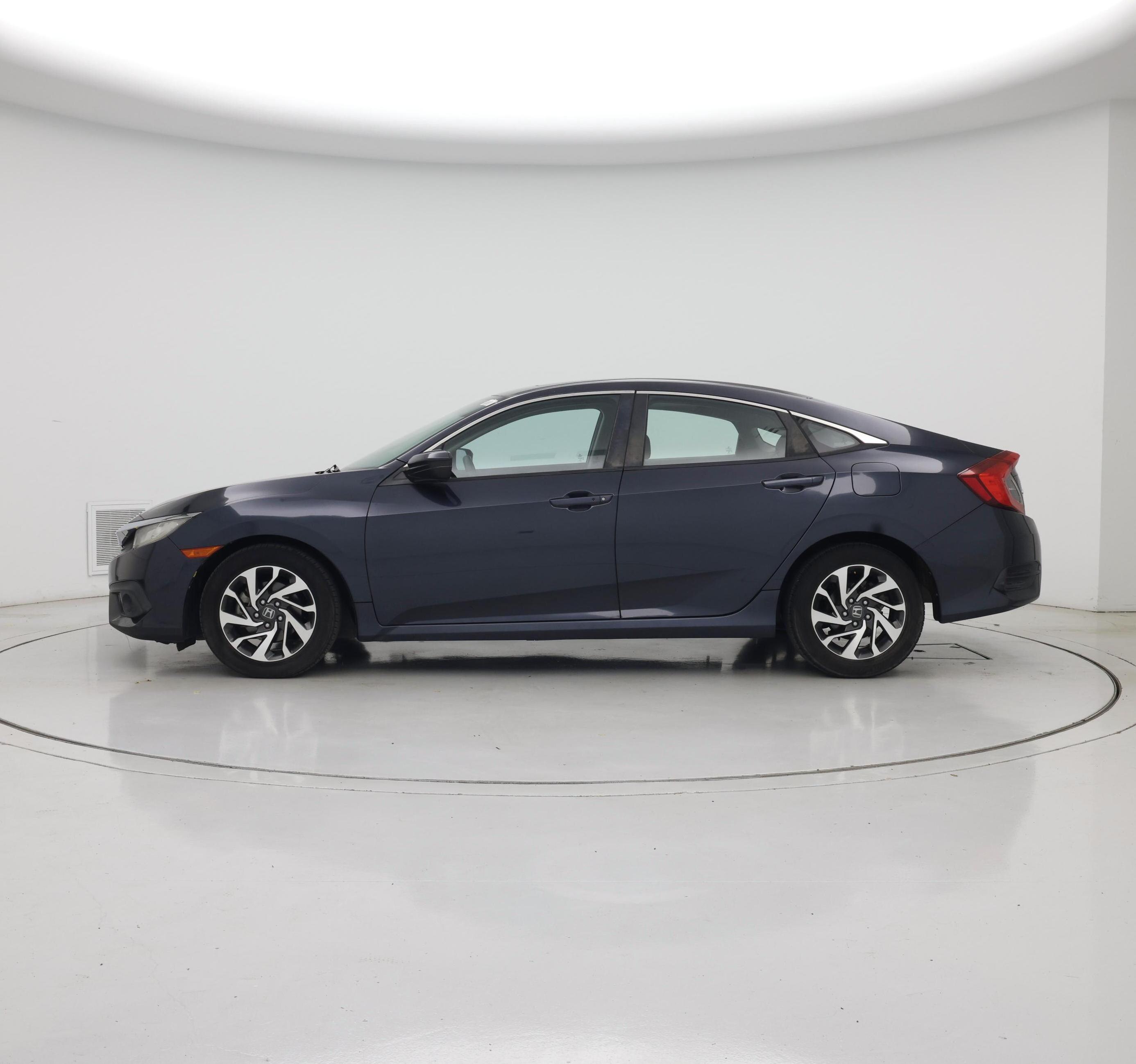 Thumbnail: 2016 Honda Civic - 3