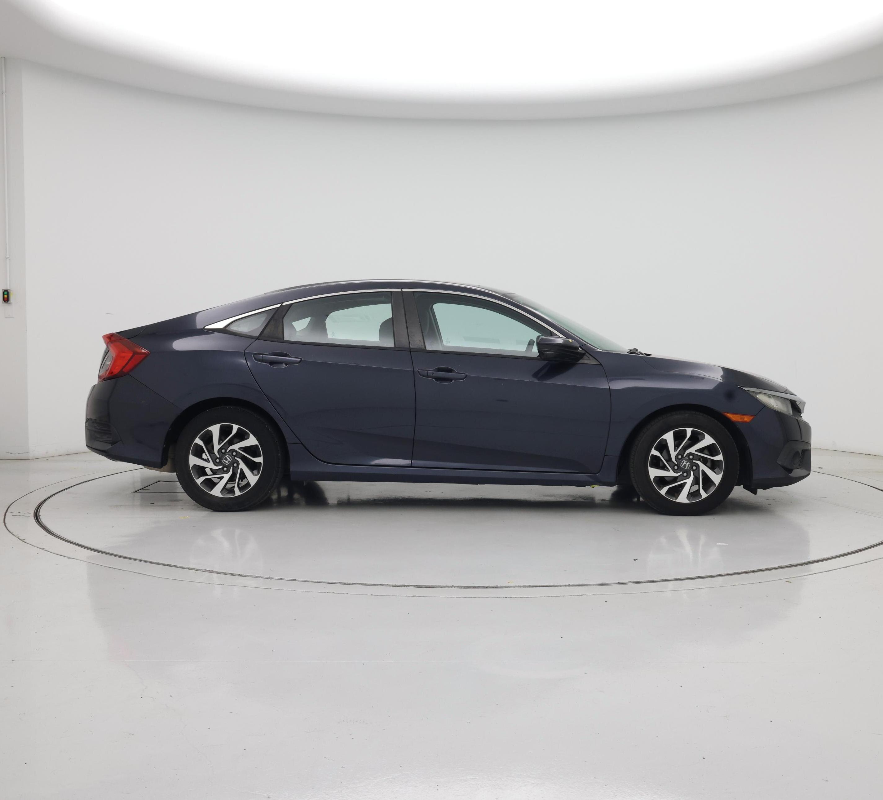 Thumbnail: 2016 Honda Civic - 7