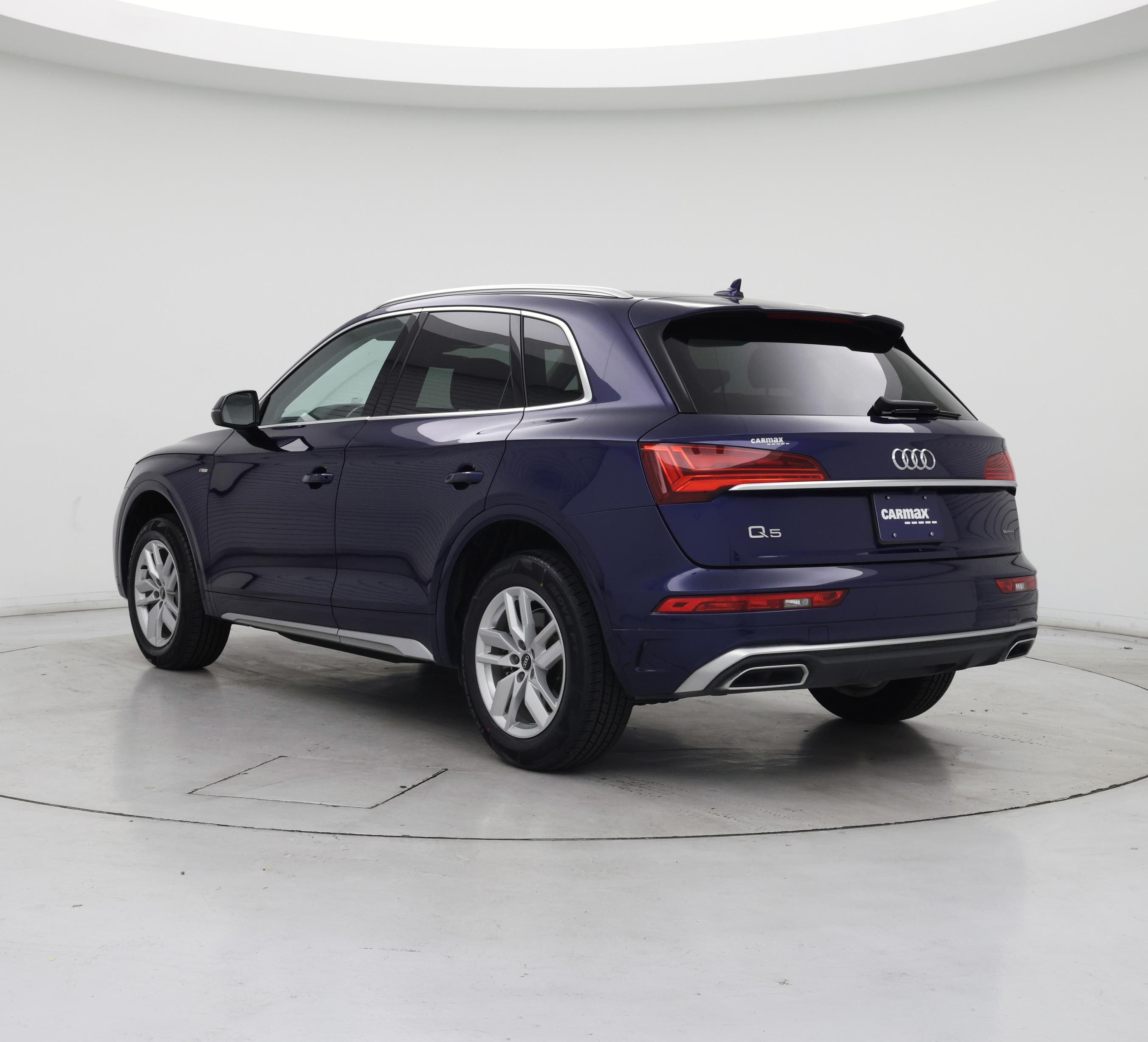 Thumbnail: 2022 Audi Q5 - 2