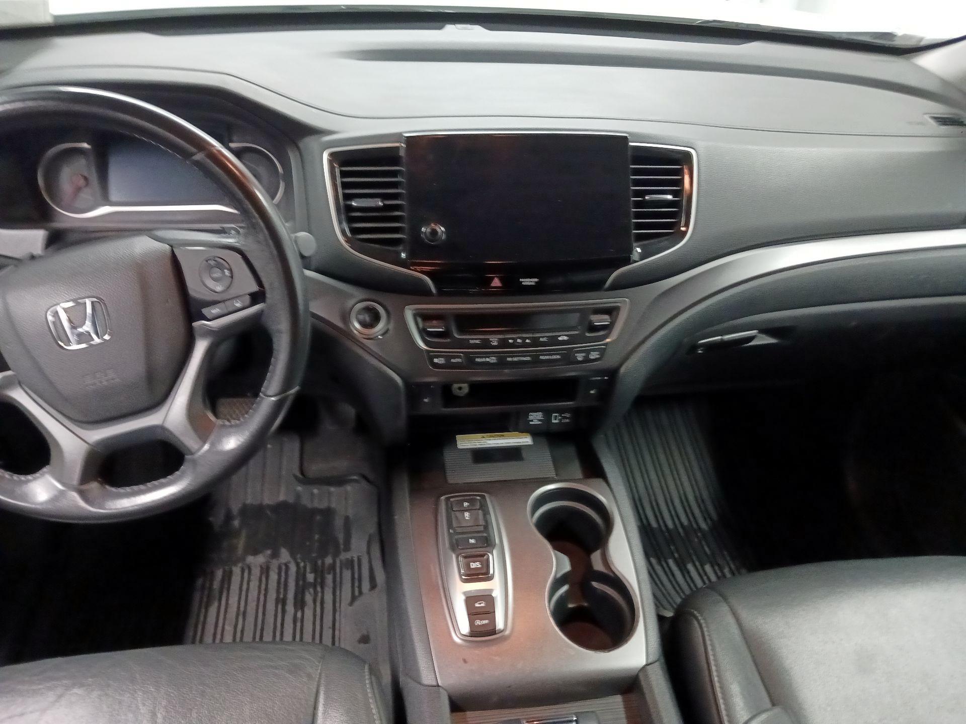 Thumbnail: 2021 Honda Pilot - 9
