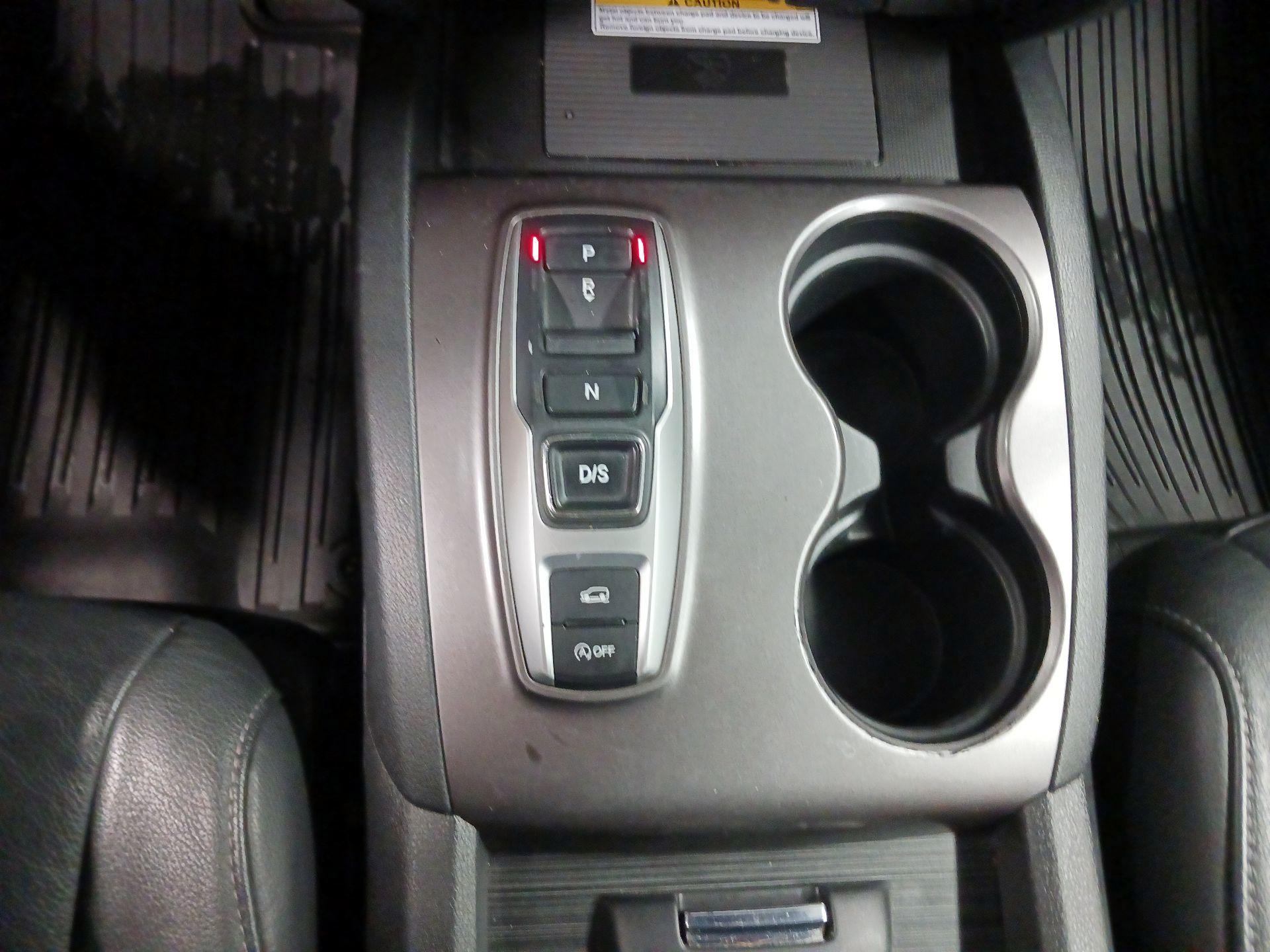 Thumbnail: 2021 Honda Pilot - 15