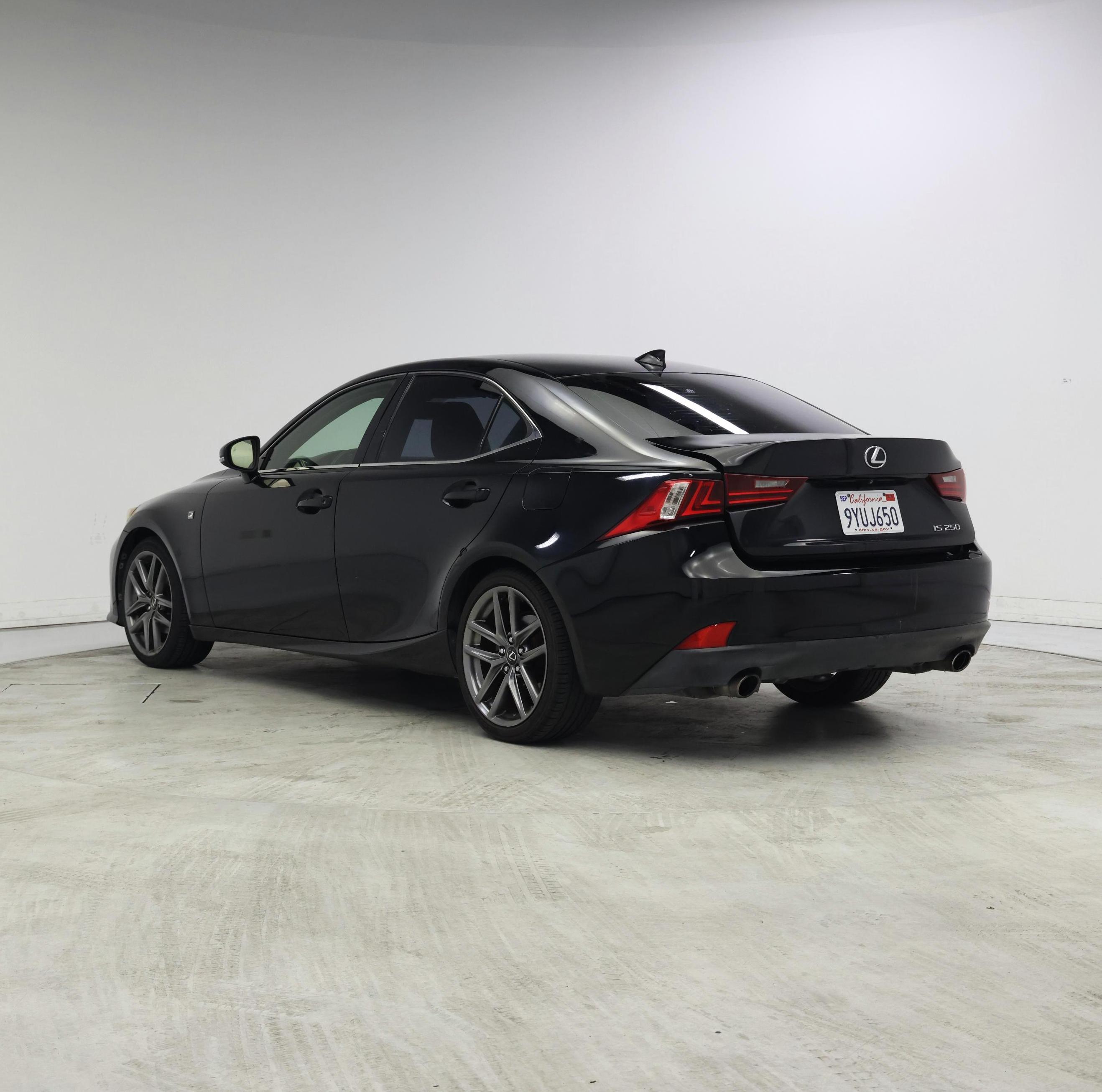 Thumbnail: 2014 Lexus IS - 2