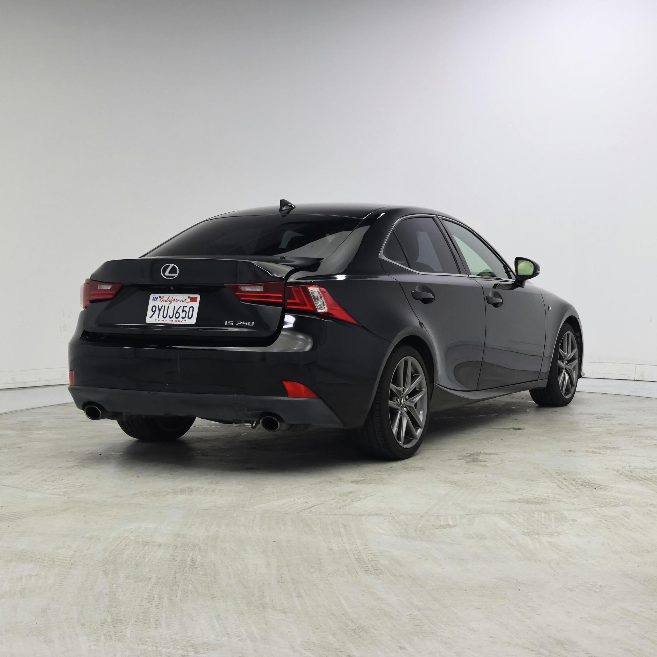 Thumbnail: 2014 Lexus IS - 8