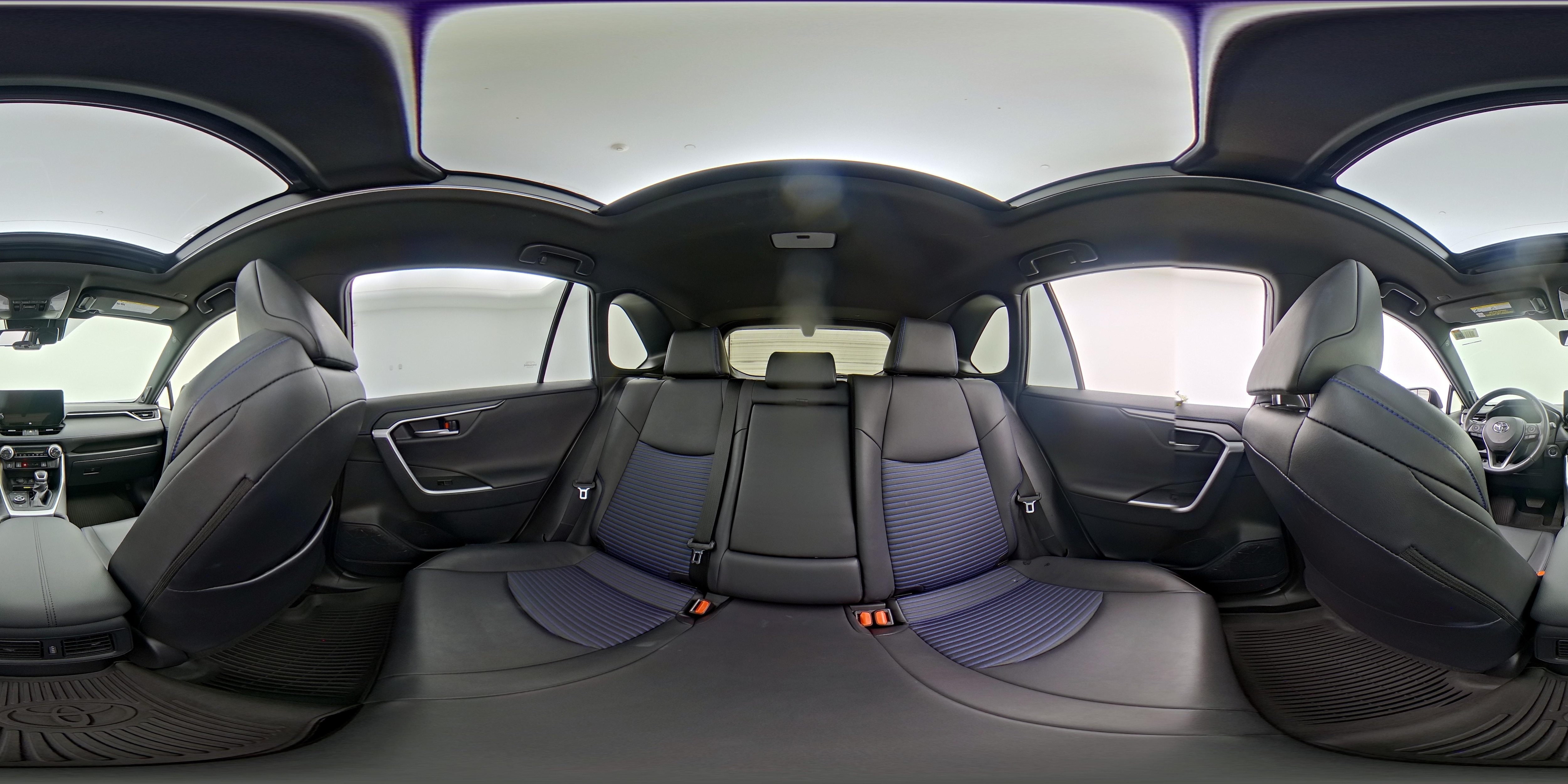 2024 Toyota RAV4 XSE - Photo 26