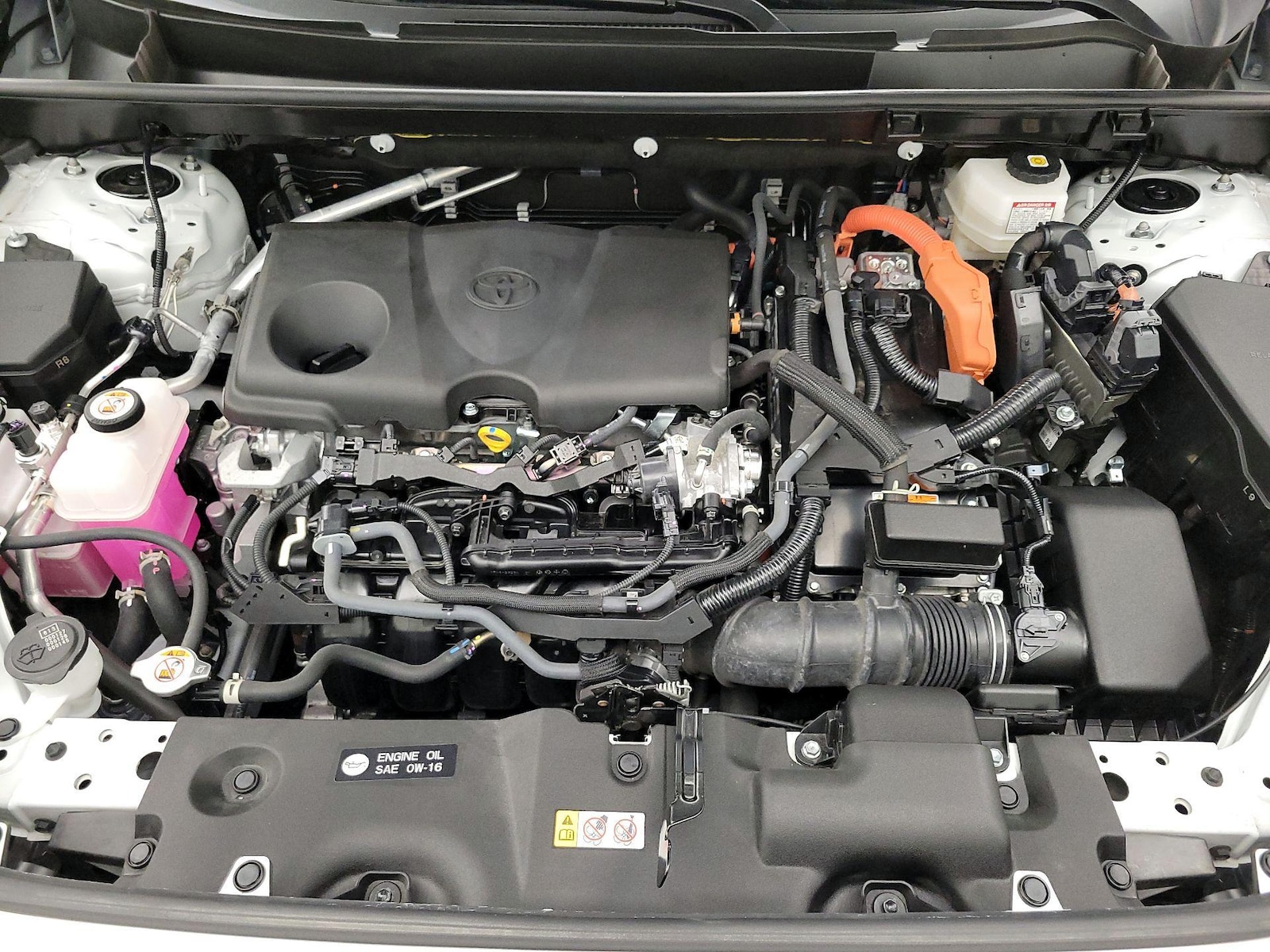 2024 Toyota RAV4 XSE - Photo 23