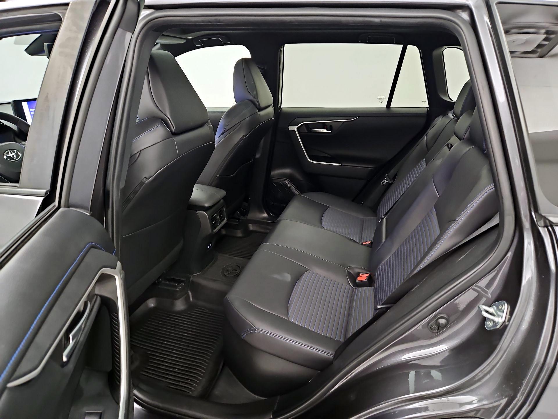 Thumbnail: 2024 Toyota RAV4 - 20