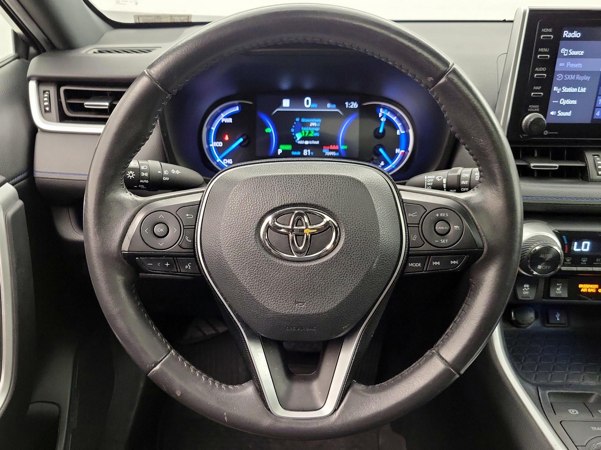 Thumbnail: 2020 Toyota RAV4 - 10