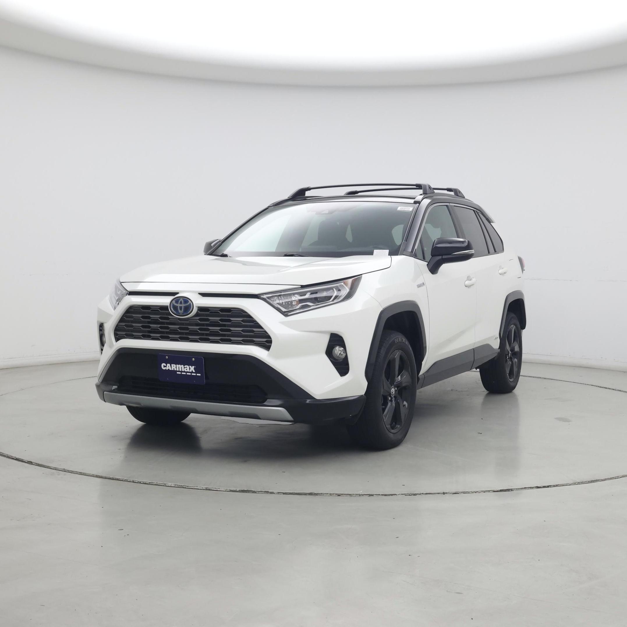 Thumbnail: 2020 Toyota RAV4 - 4