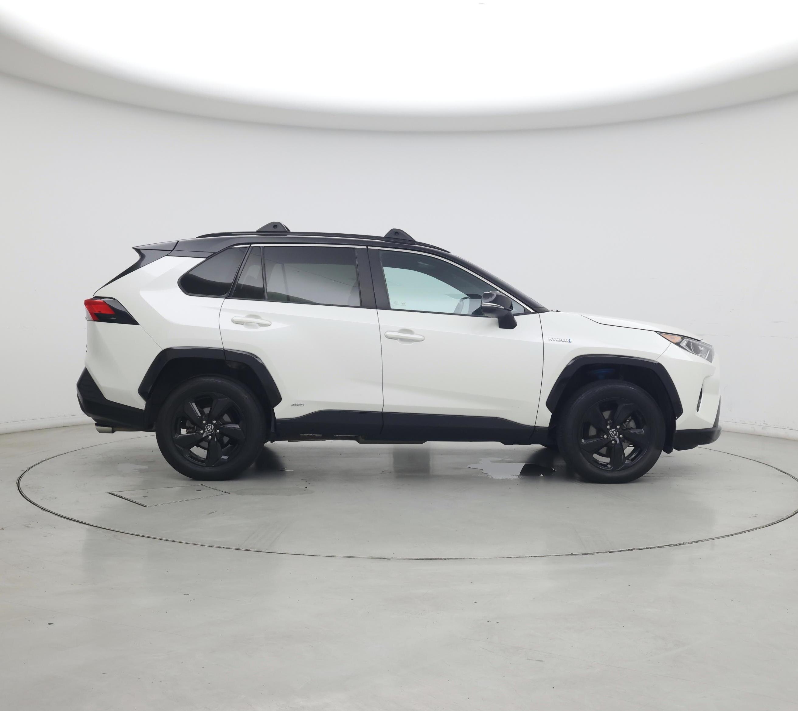 Thumbnail: 2020 Toyota RAV4 - 7