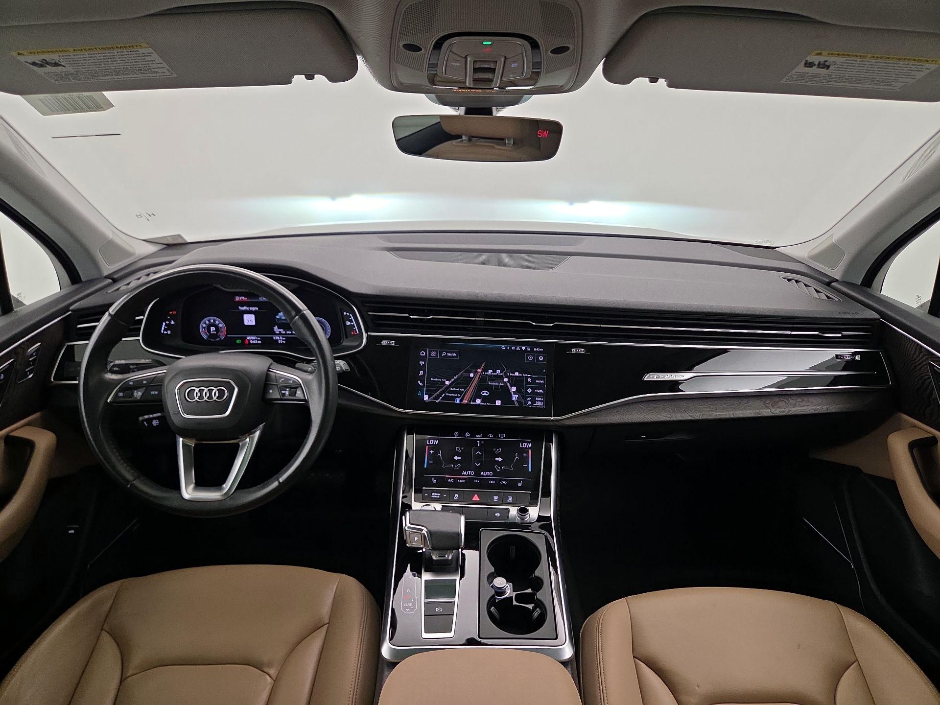 Thumbnail: 2020 Audi Q7 - 9