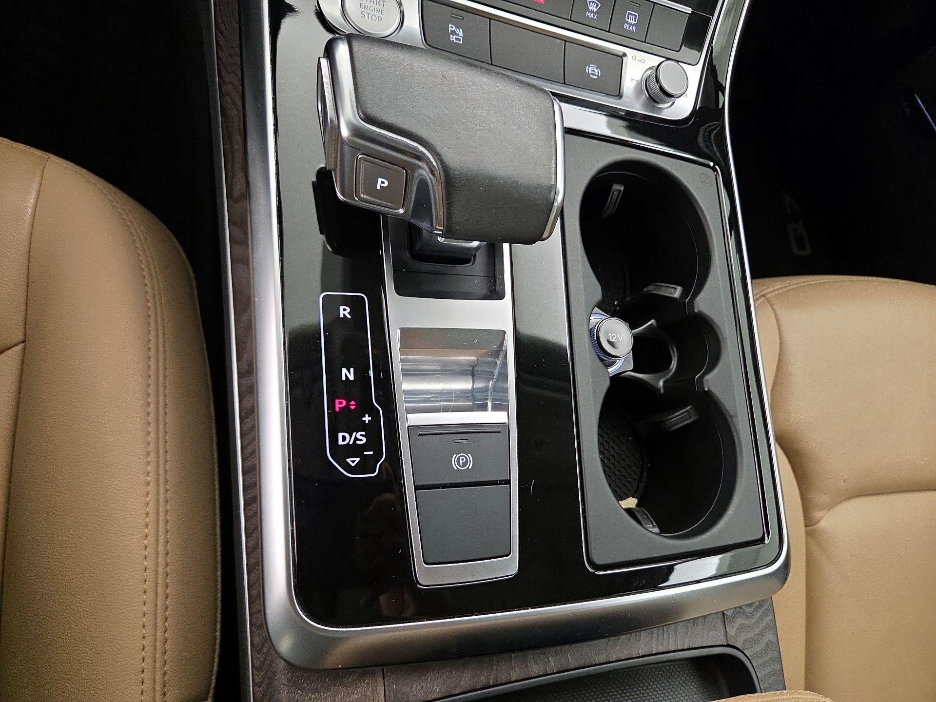 Thumbnail: 2020 Audi Q7 - 18