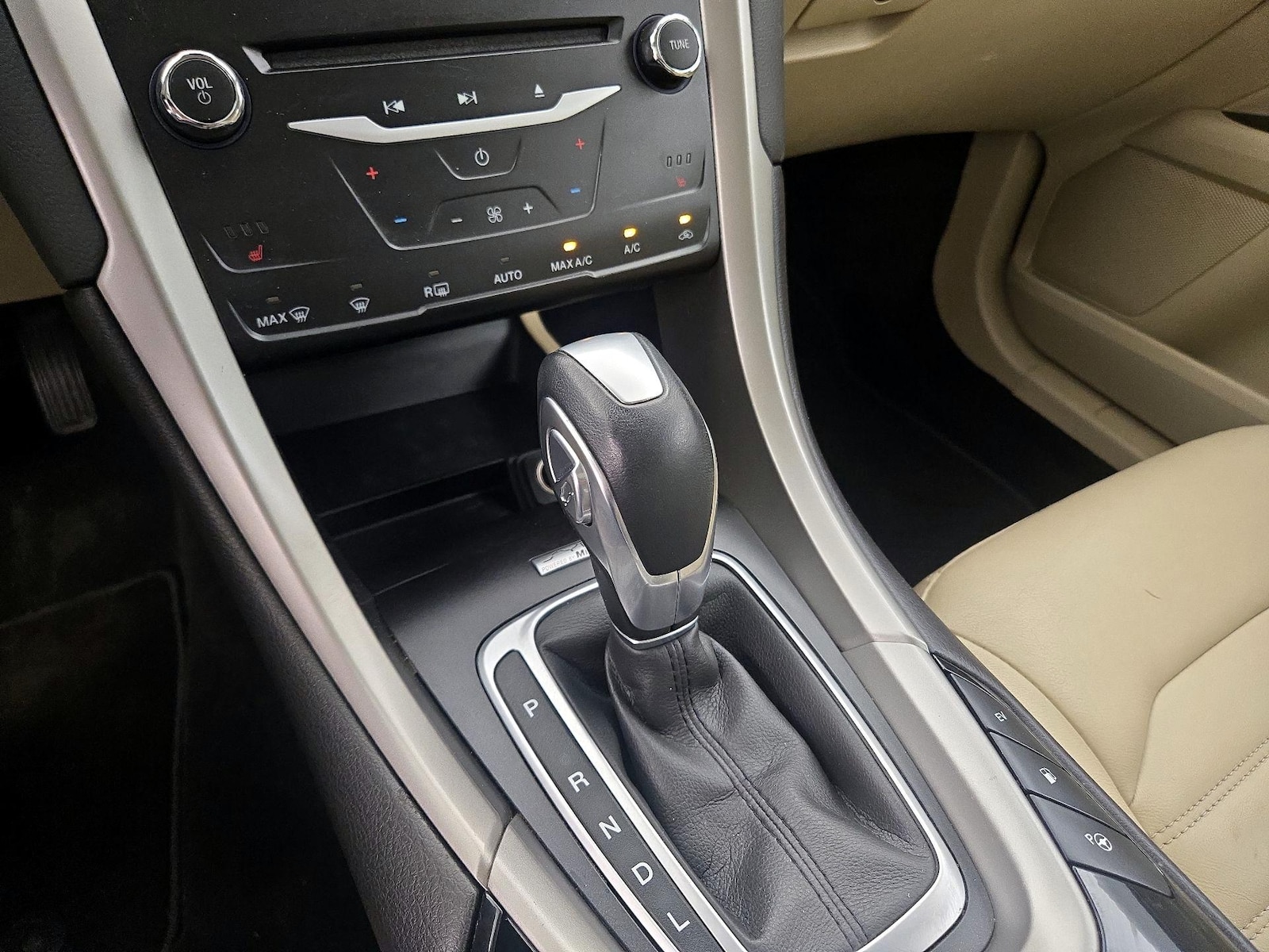 2014 Ford Fusion Energi SE Luxury - Photo 18