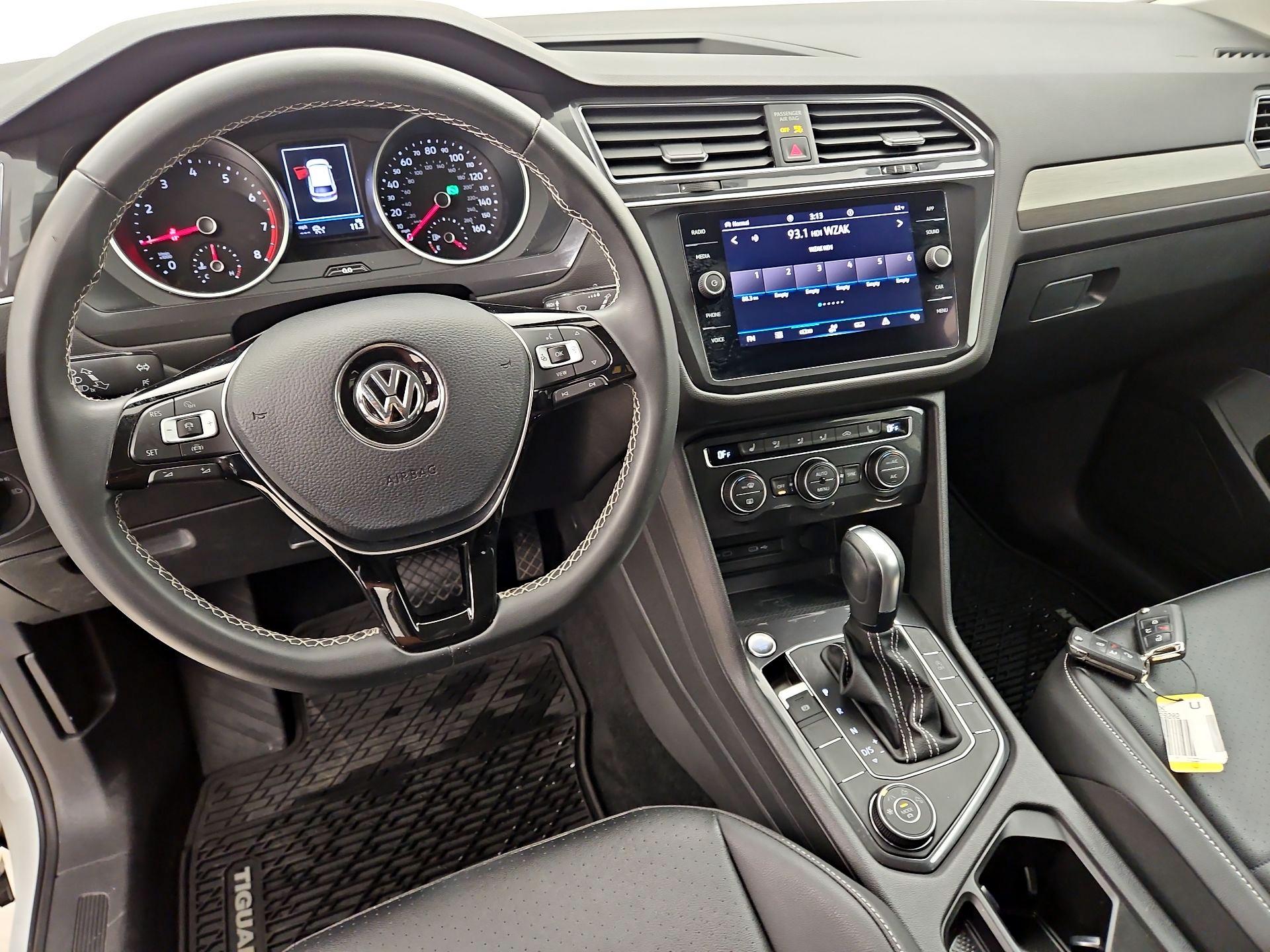Thumbnail: 2021 Volkswagen Tiguan - 9