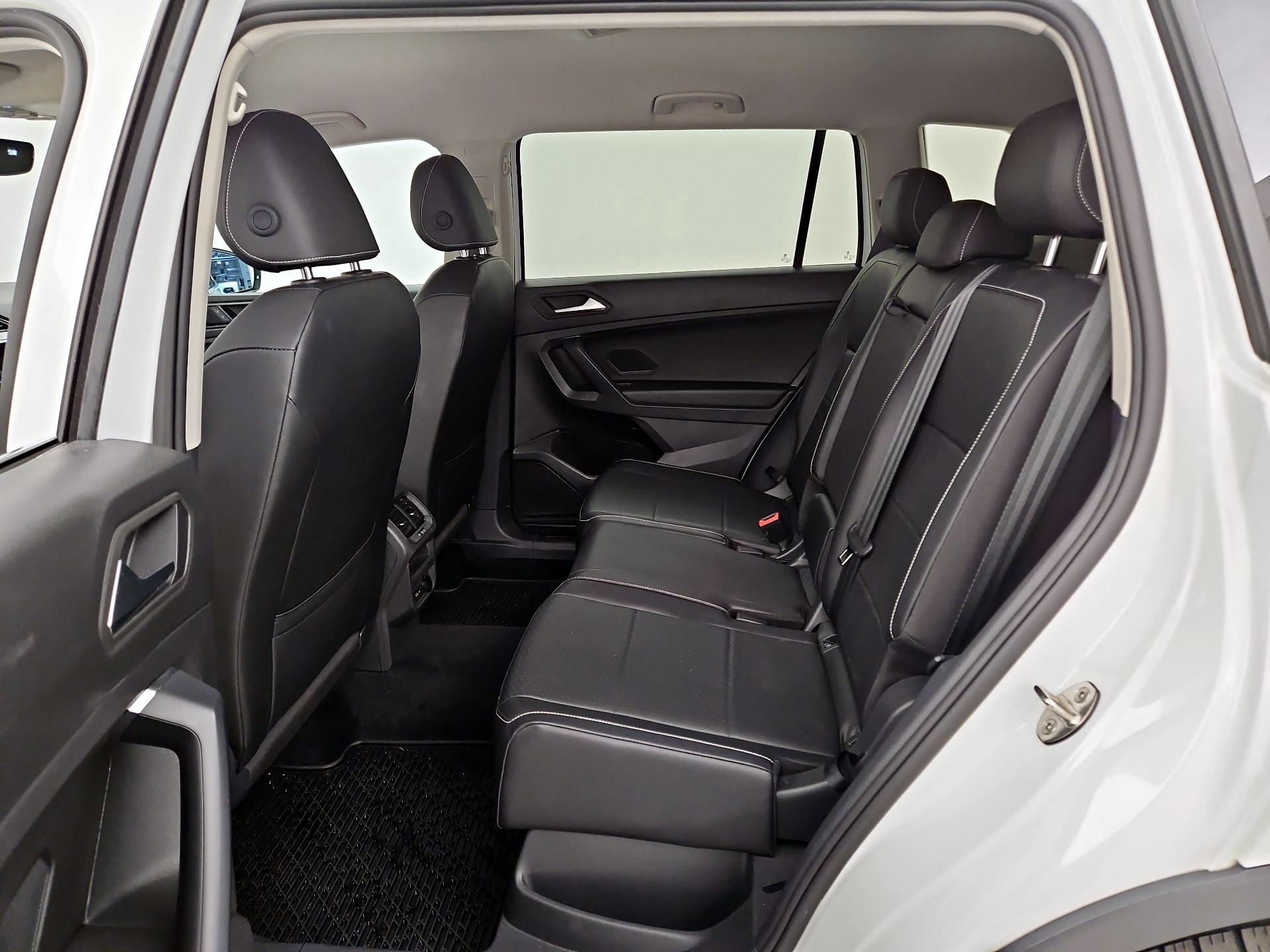 Thumbnail: 2021 Volkswagen Tiguan - 19