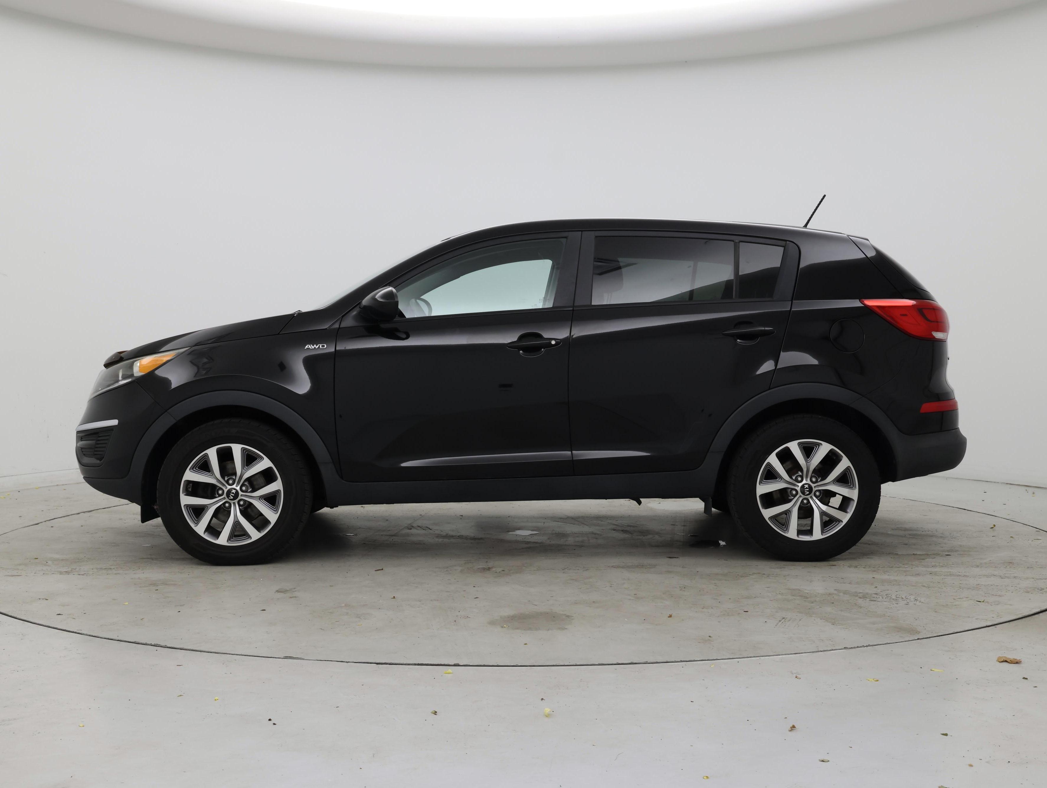 Thumbnail: 2015 Kia Sportage - 3