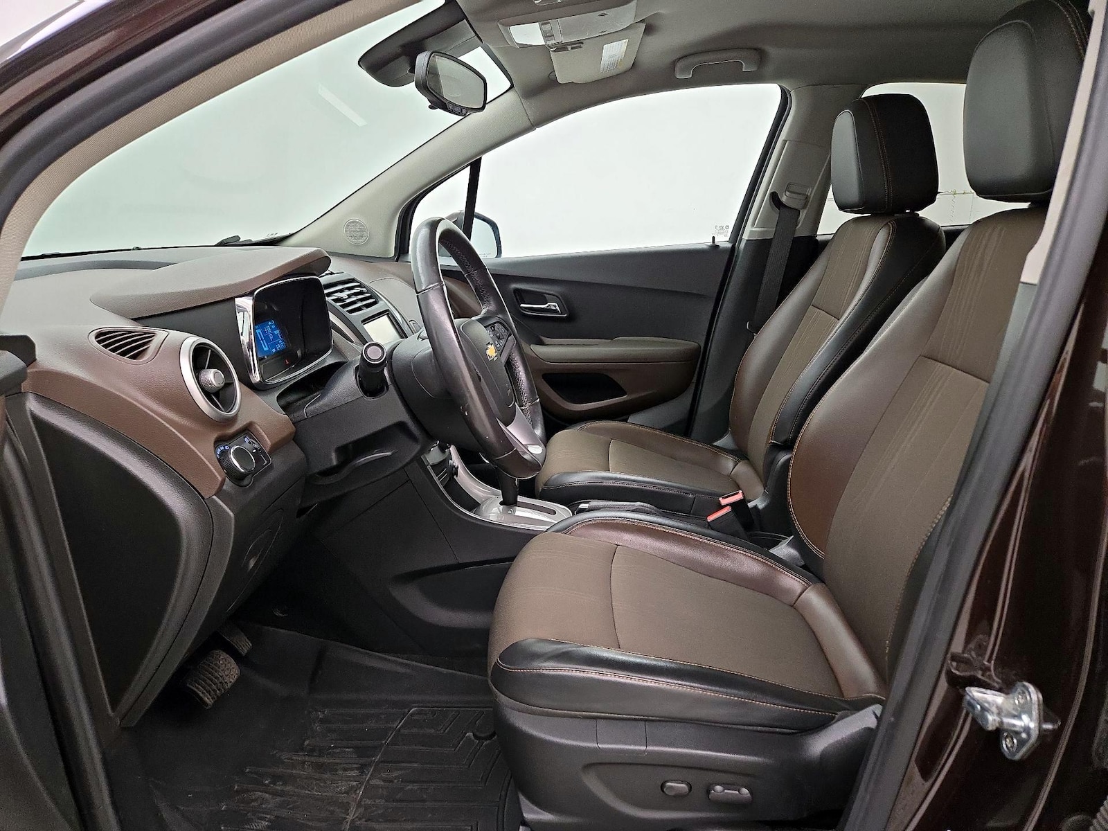 2016 Chevrolet Trax LT - Photo 12