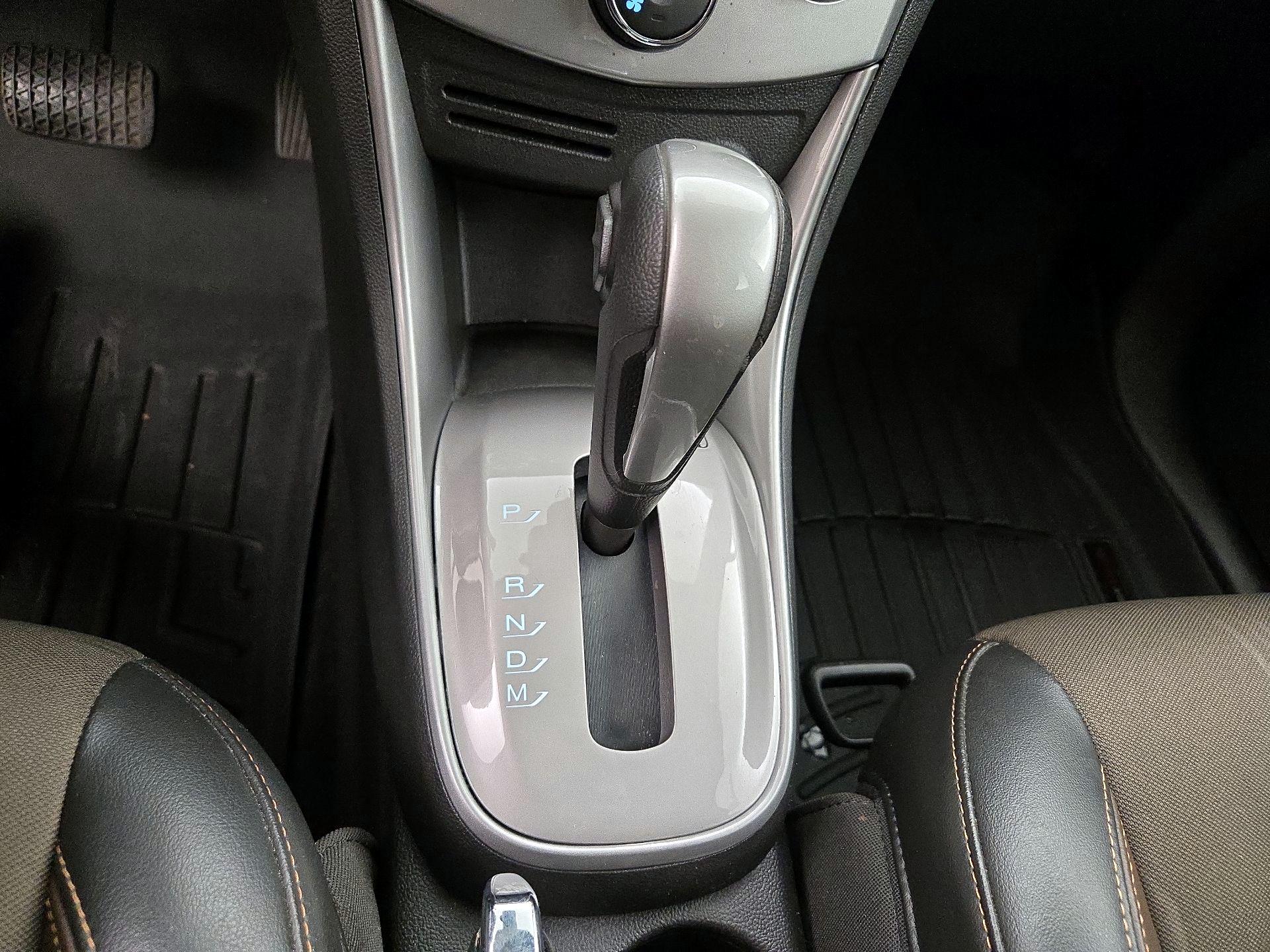 Thumbnail: 2016 Chevrolet Trax - 17