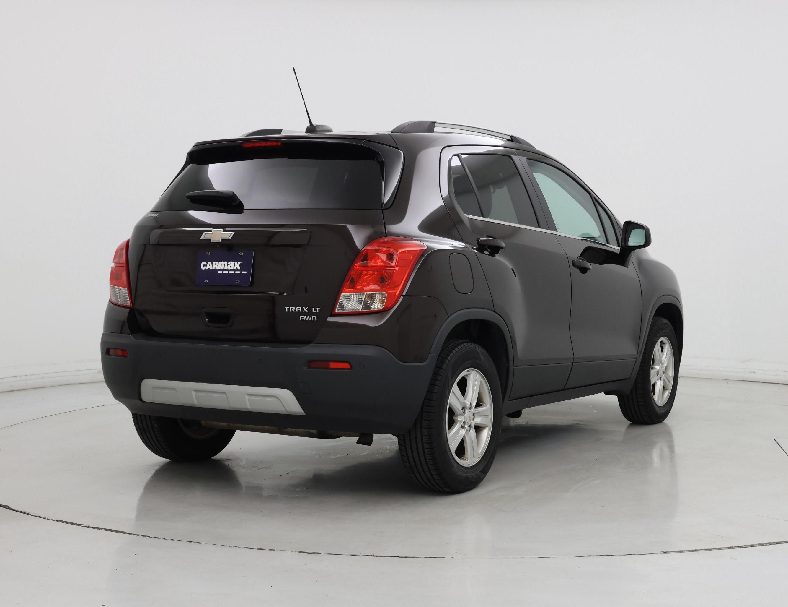 Thumbnail: 2016 Chevrolet Trax - 8