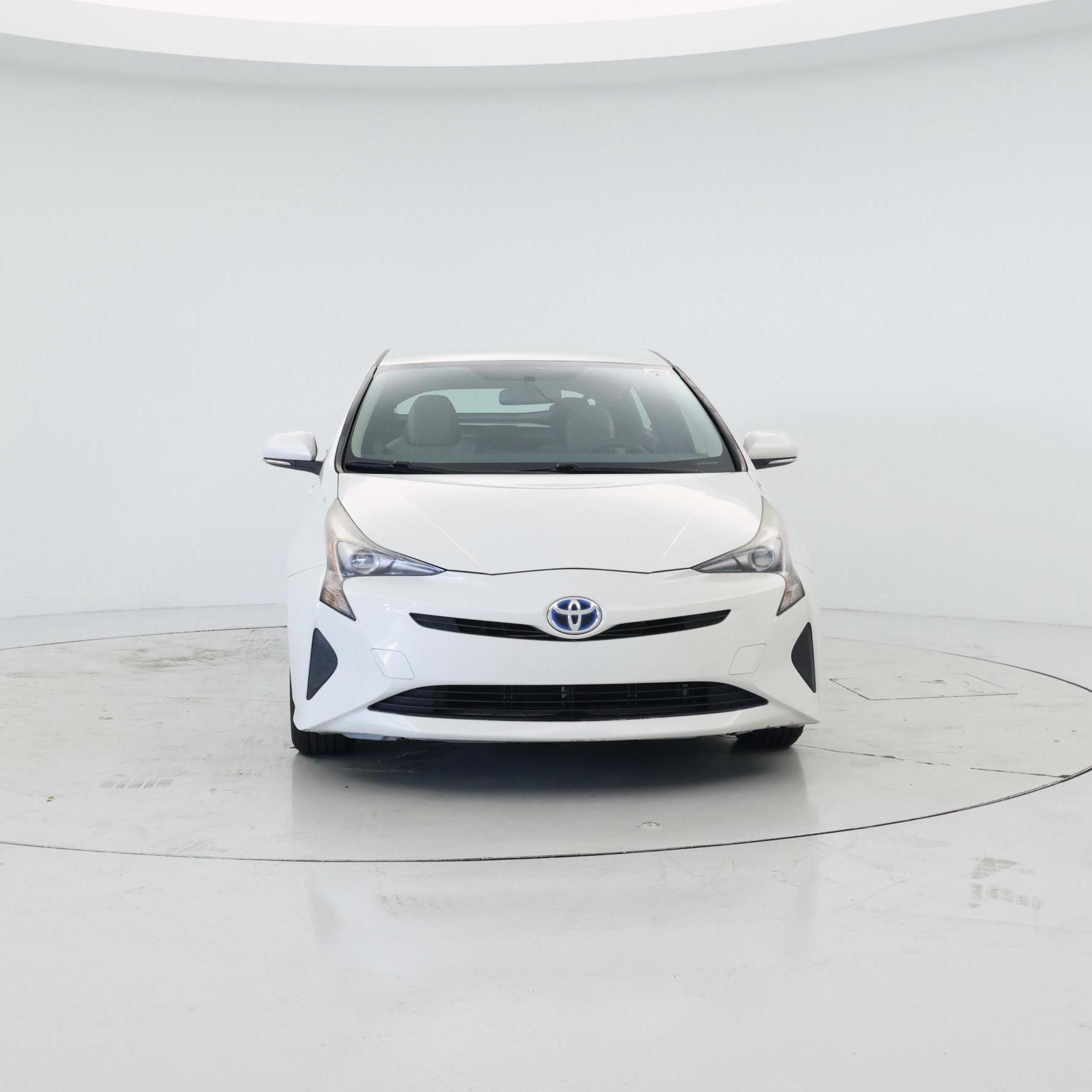 Thumbnail: 2016 Toyota Prius - 5