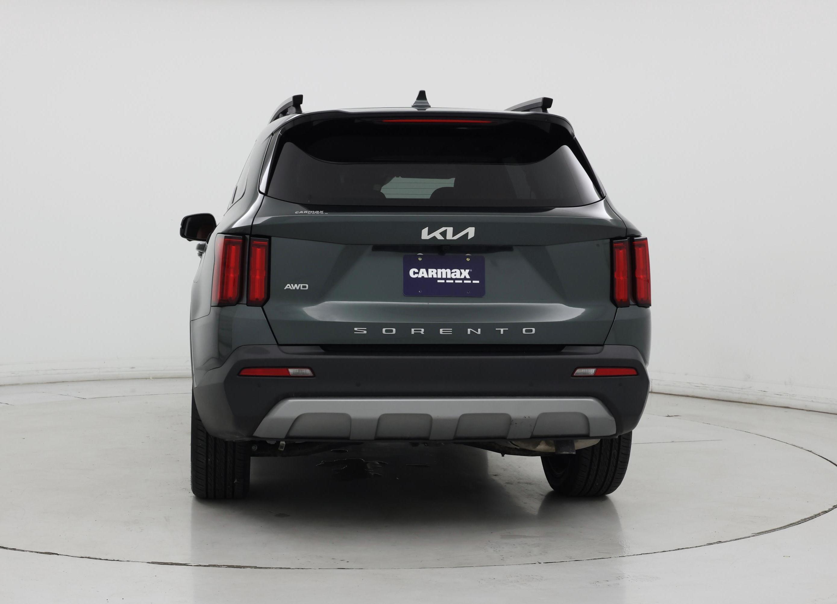 Thumbnail: 2022 Kia Sorento - 6