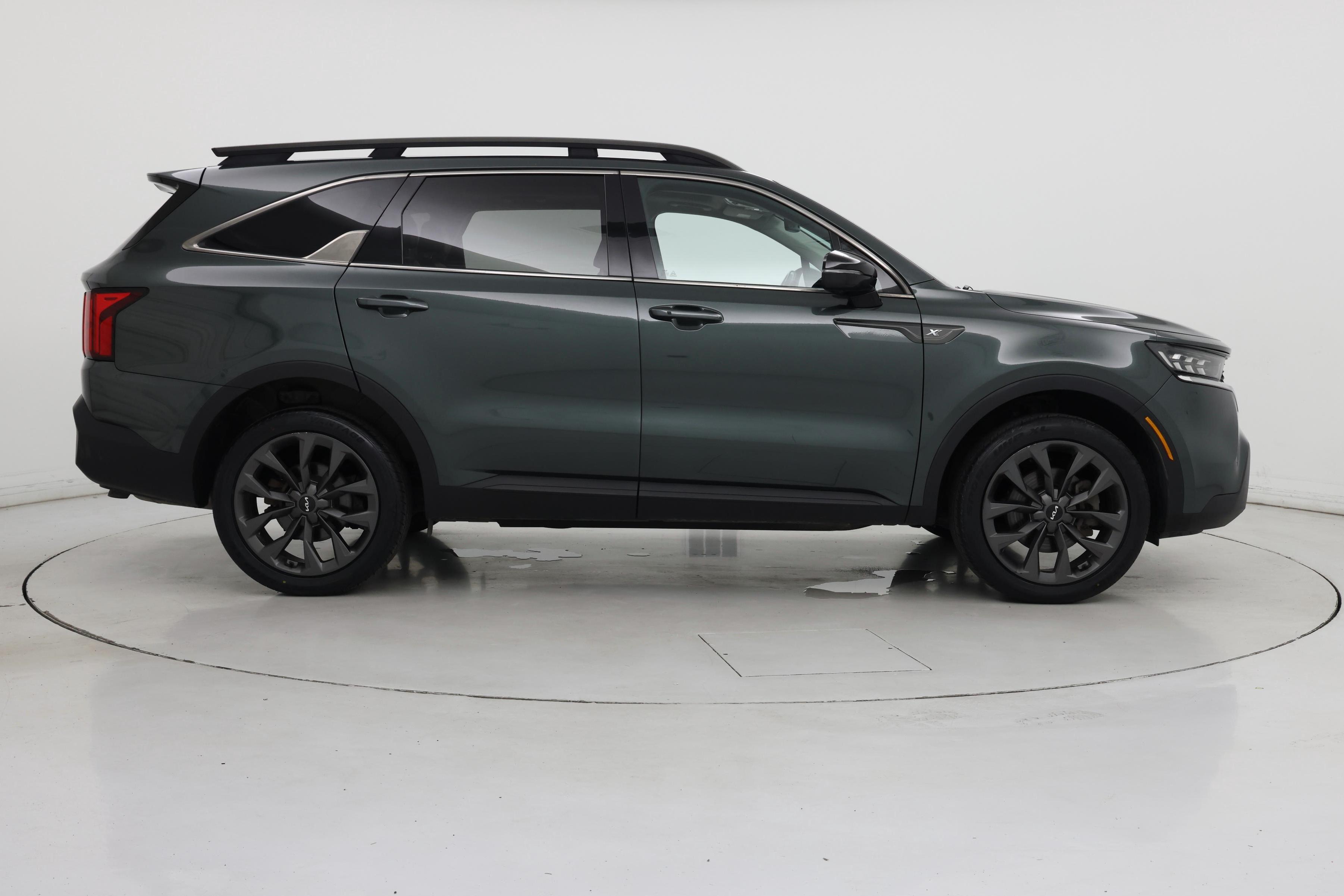 Thumbnail: 2022 Kia Sorento - 7