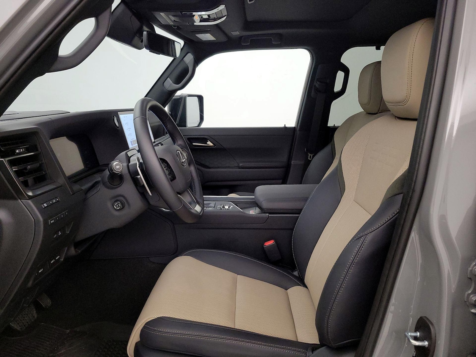 2026 Lexus GX Overtrail+ - Photo 12