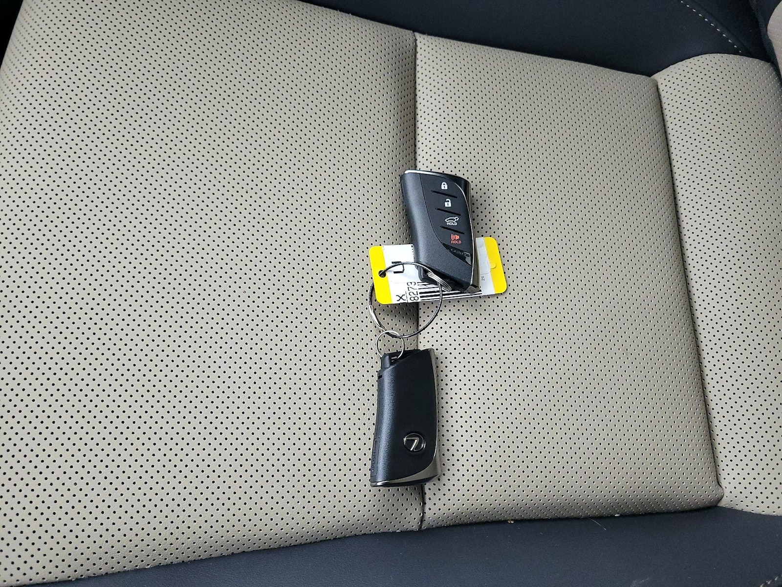 2026 Lexus GX Overtrail+ - Photo 24