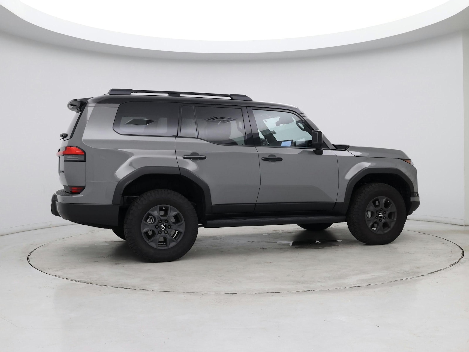 2026 Lexus GX Overtrail+ - Photo 9