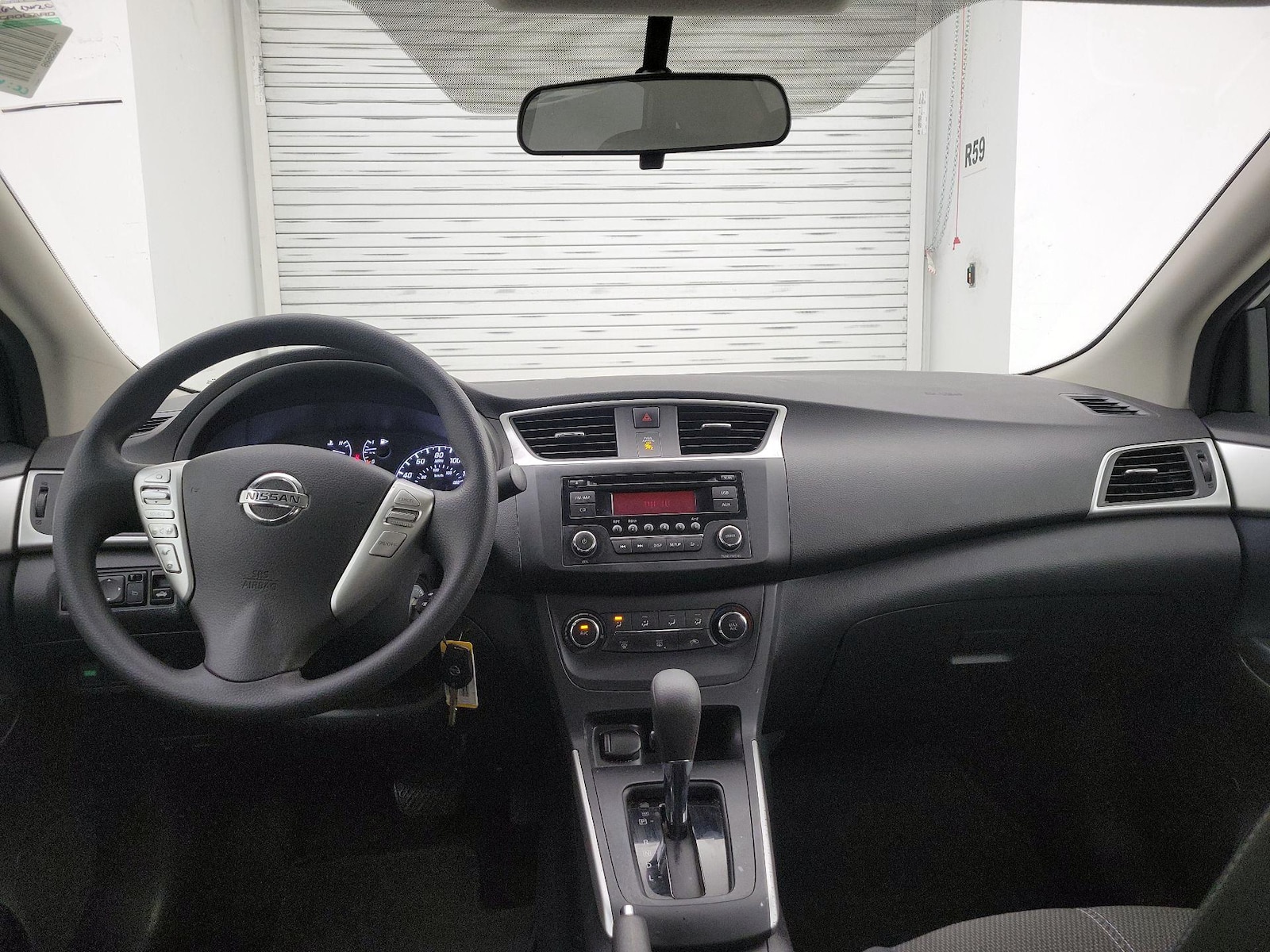 2016 Nissan Sentra S - Photo 10