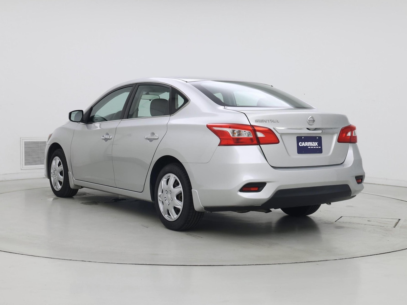 2016 Nissan Sentra S - Photo 3