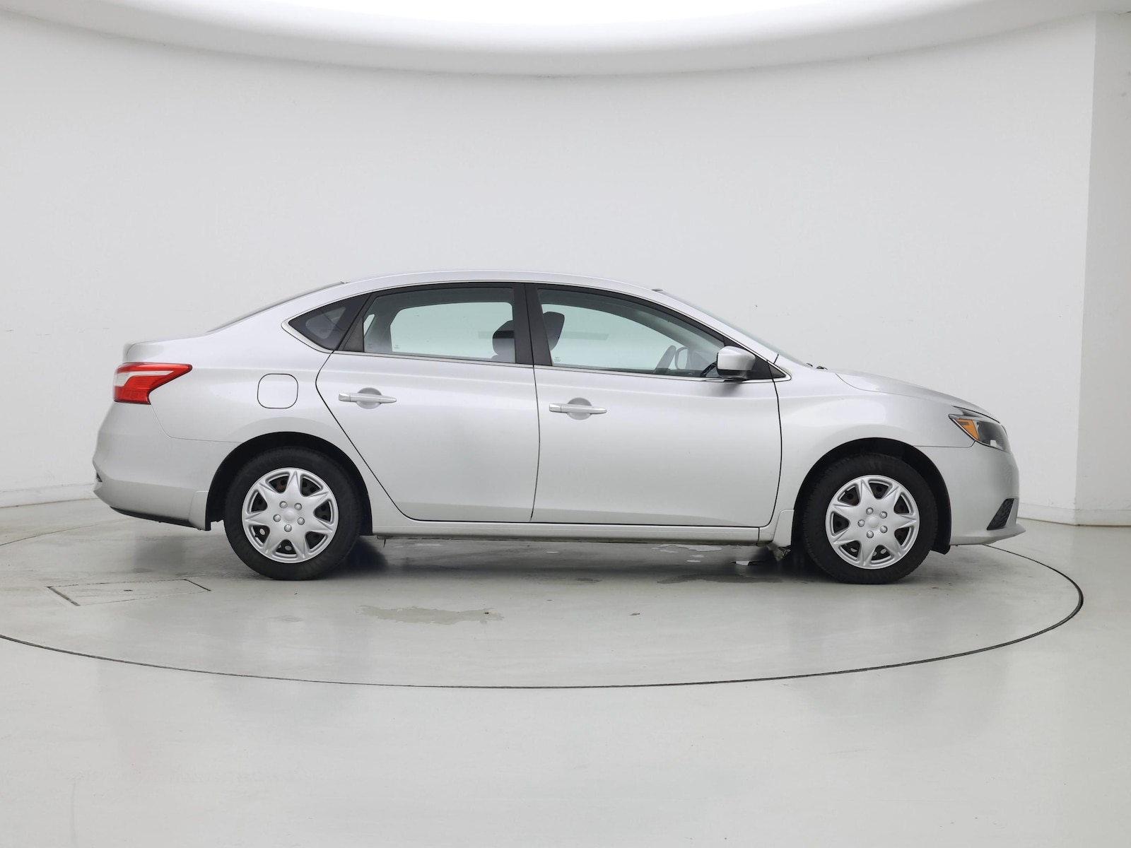 2016 Nissan Sentra S - Photo 8