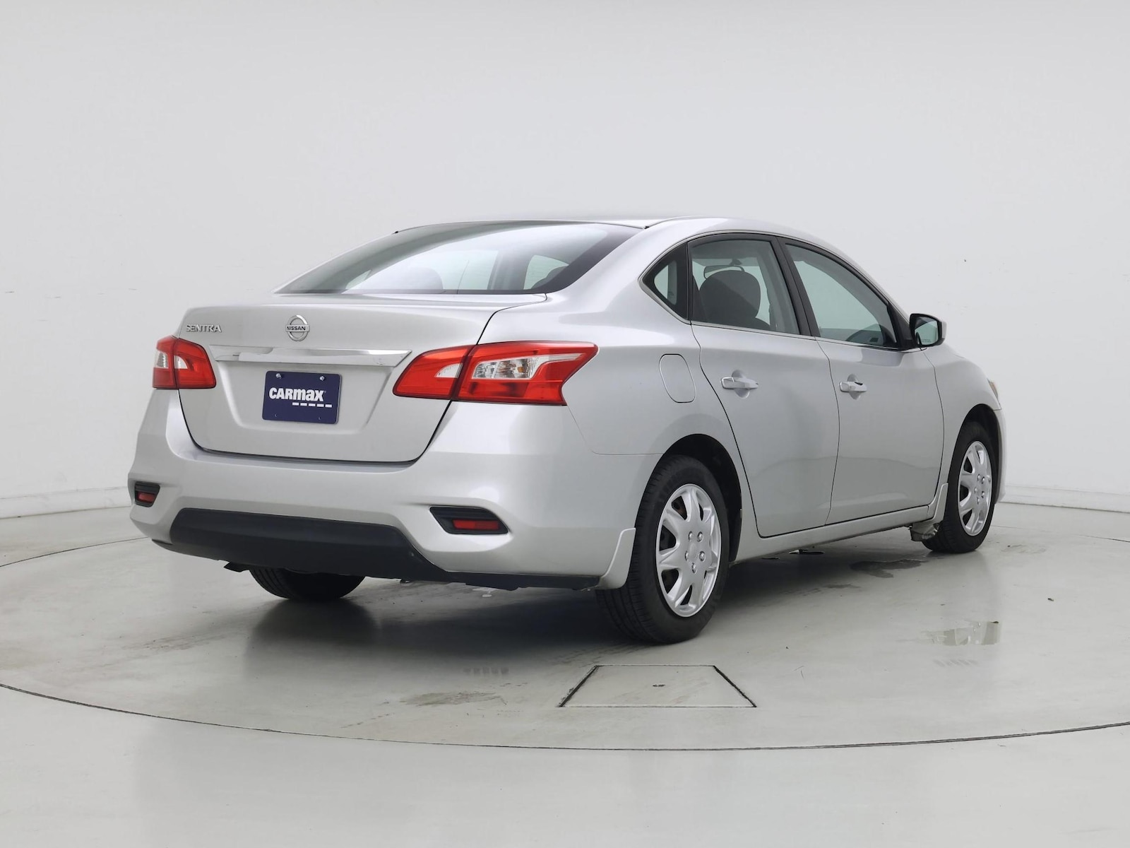 2016 Nissan Sentra S - Photo 9